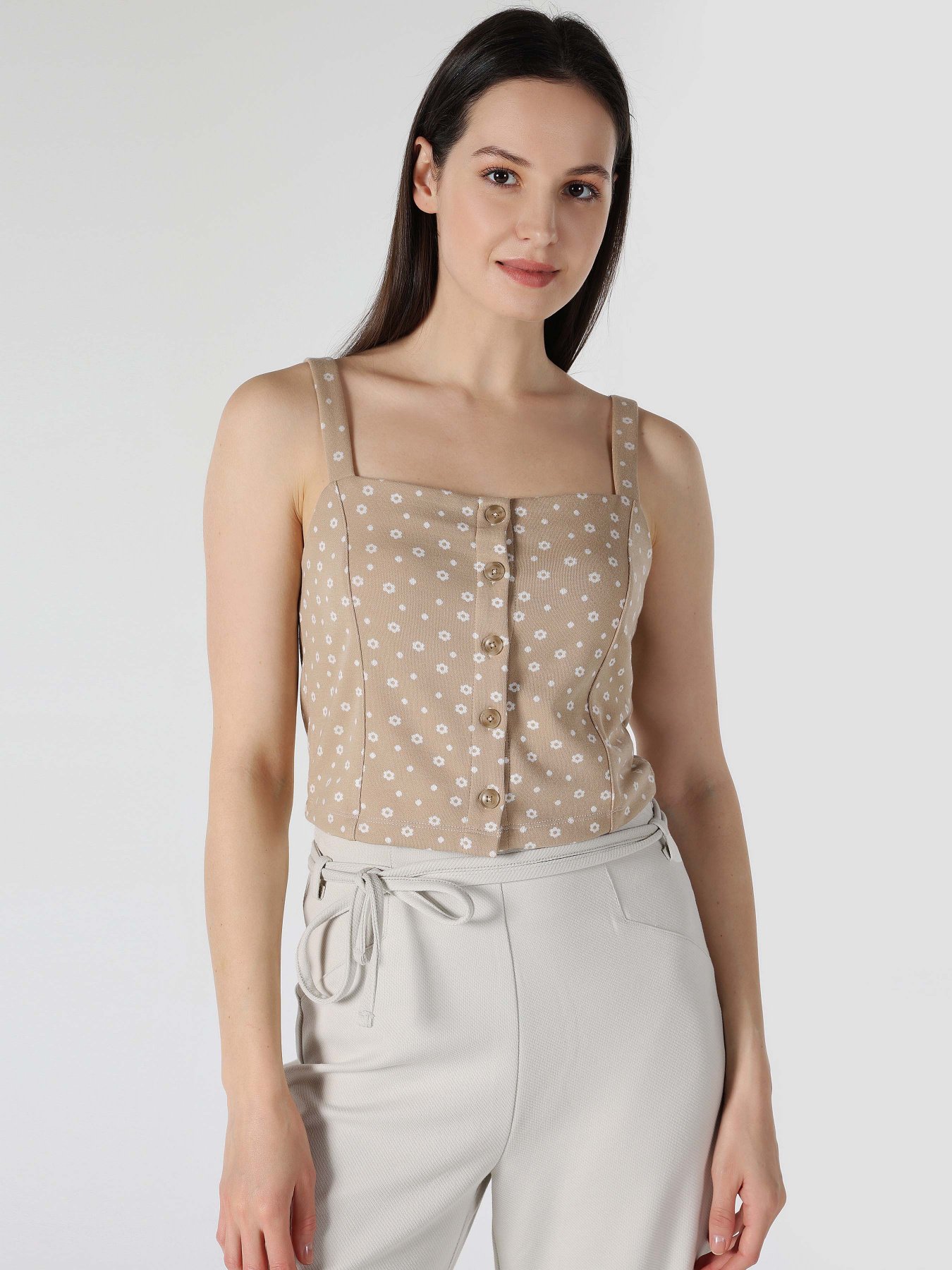 Майка Colin’s модель CL1063354BEI Майка Colin’s модель CL1063354BEI Фото