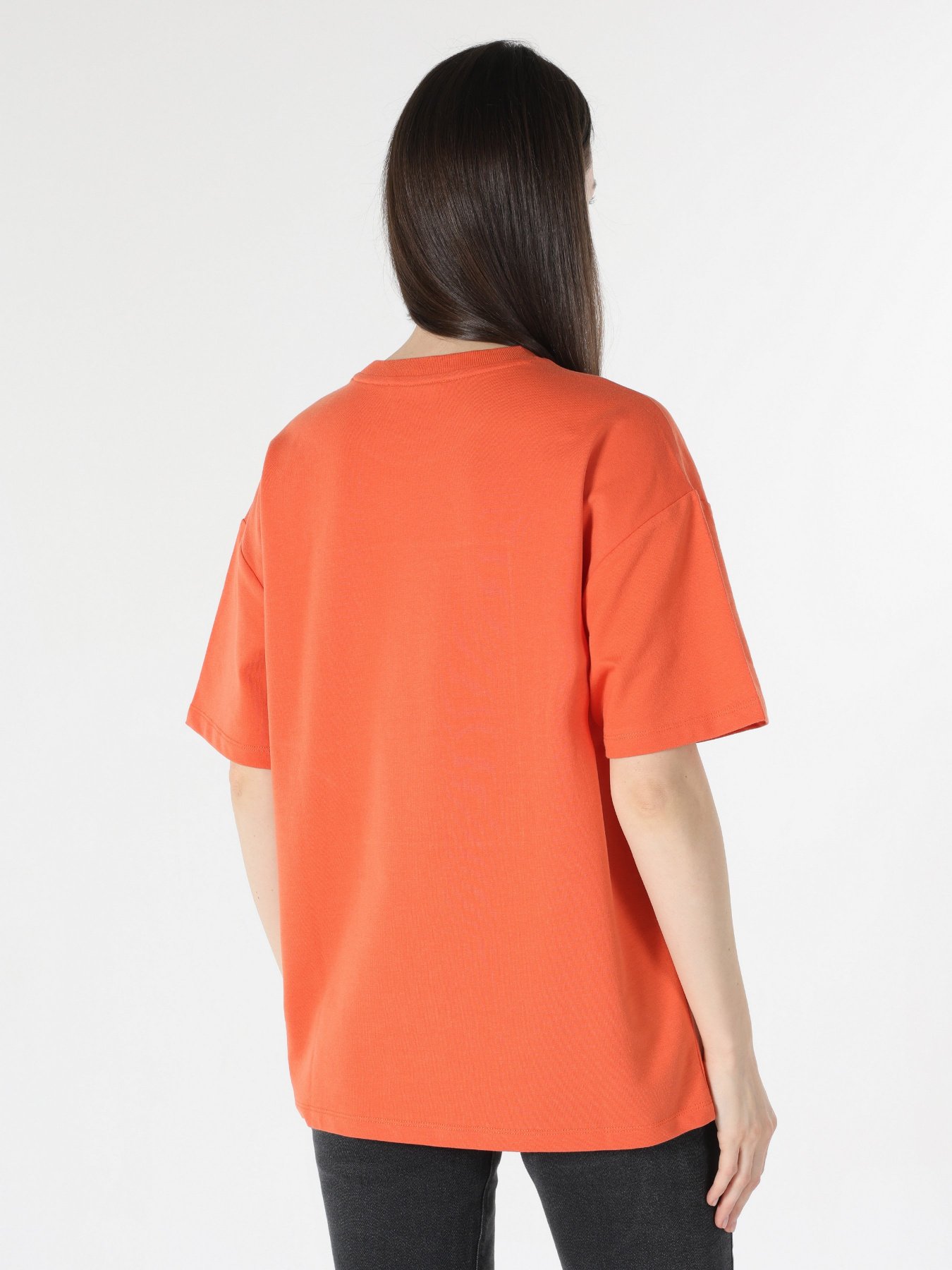 Футболка Colin’s модель CL1063409ORA Фото