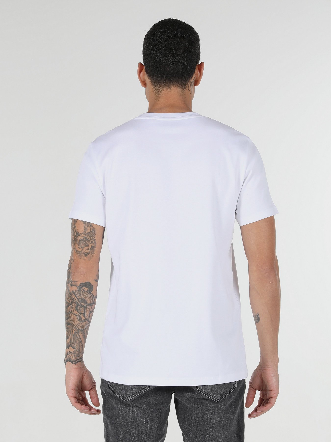 Футболка Colin’s модель CL1063413WHT Фото