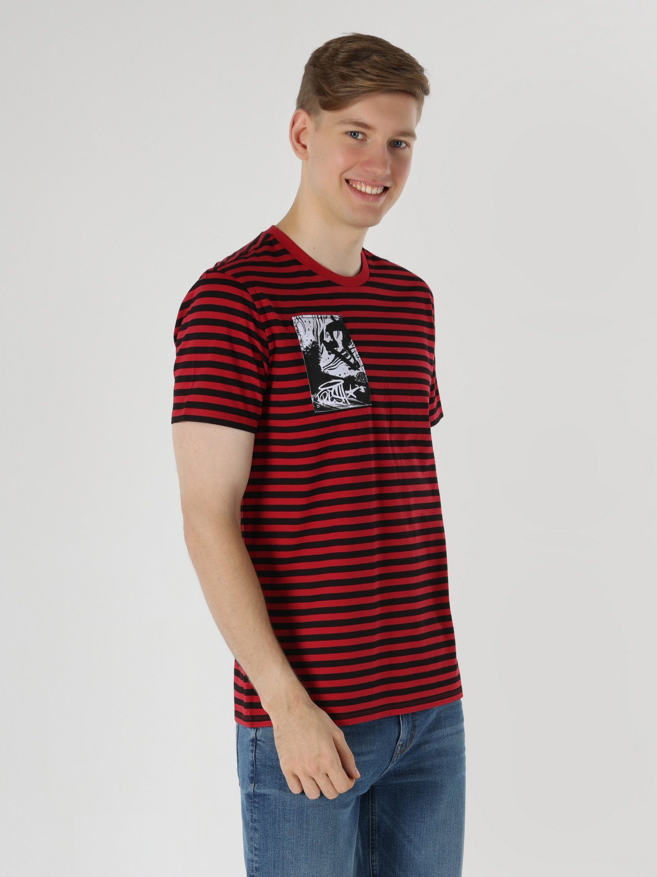 Футболка Colin’s модель CL1063621RED Фото