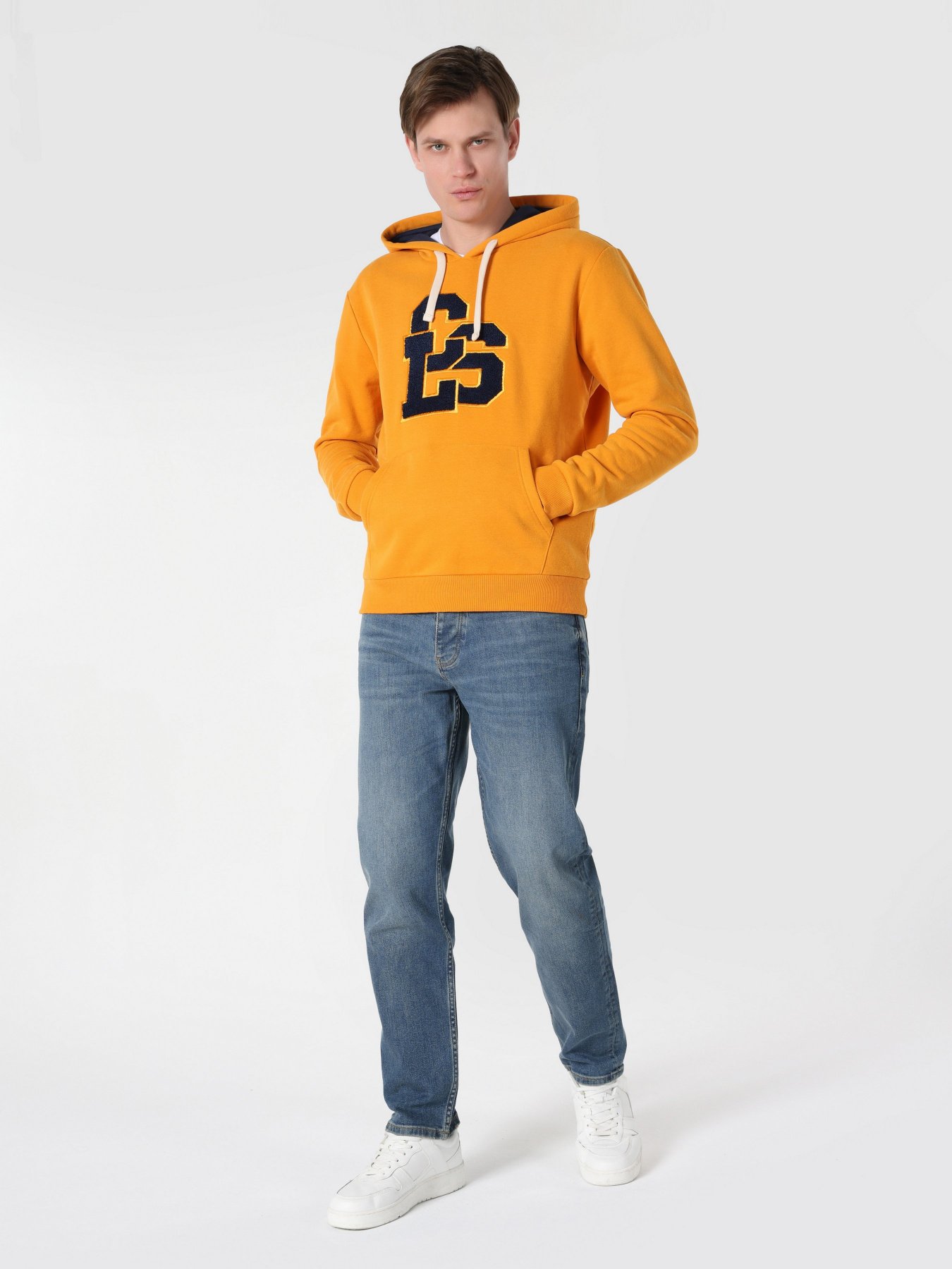 Прямые джинсы Colin’s 046 Marco модель CL1062421DN42459 Прямые джинсы Colin’s 046 Marco модель CL1062421DN42459 Фото