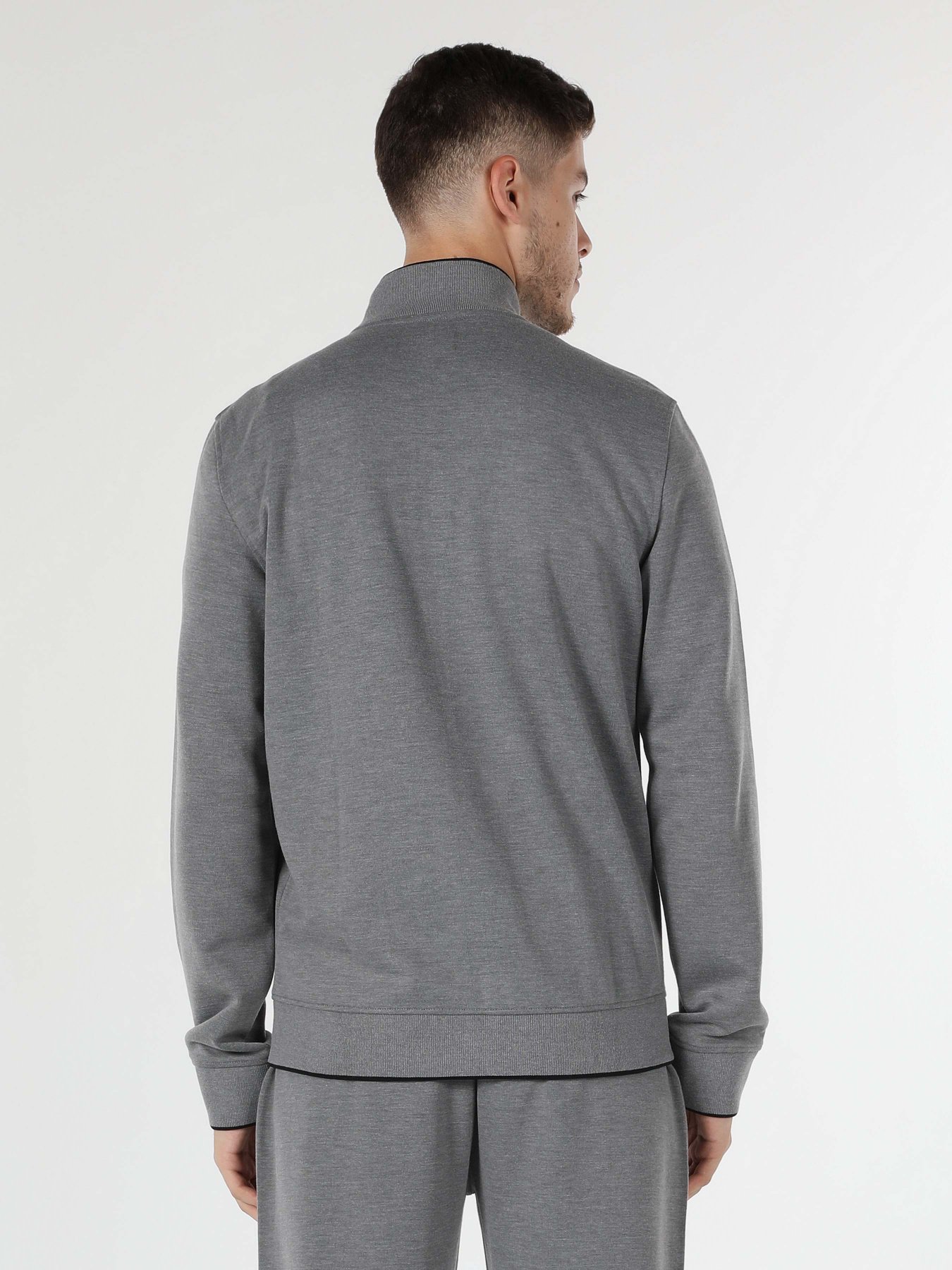 Кофта Colin’s модель CL1059647MGA Фото