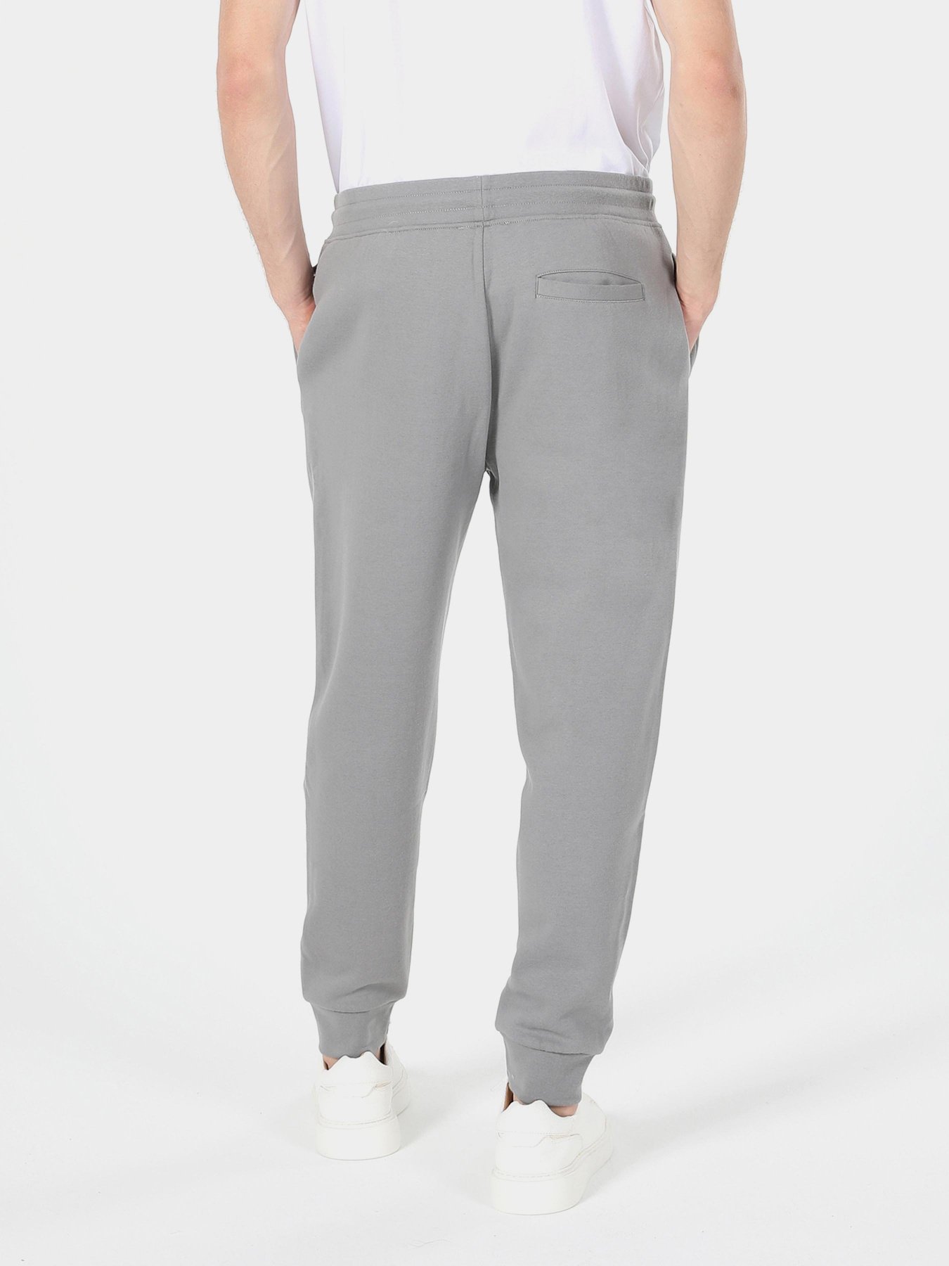 Джогери Colin’s модель CL1059874GRA Фото