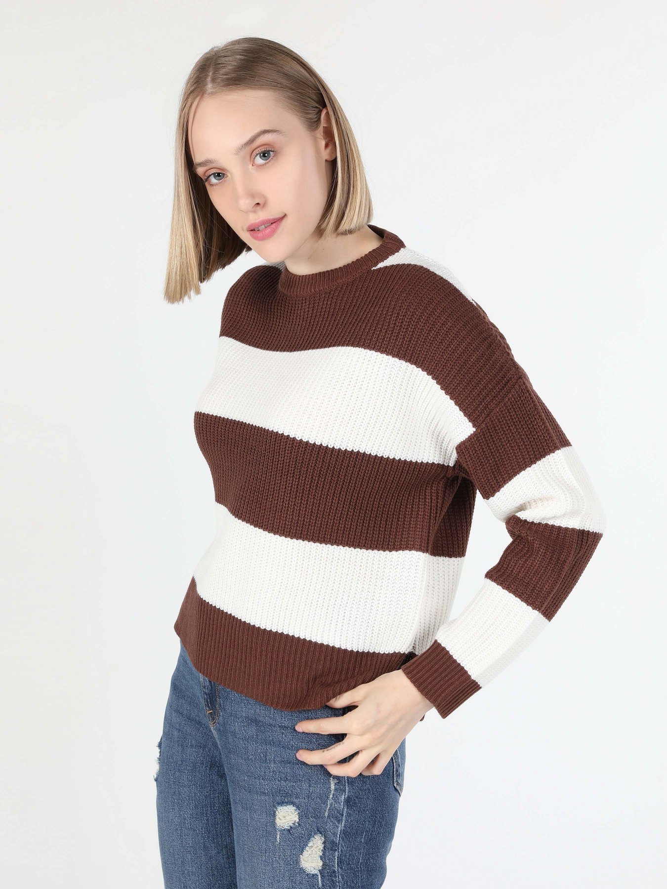 Джемпер Colin’s модель CL1060295BRW Фото