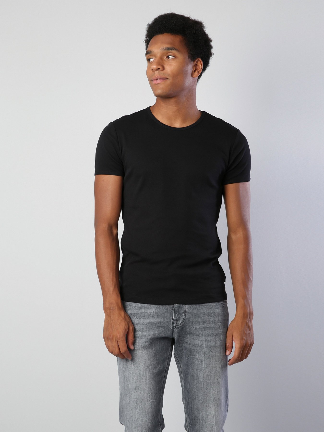 Футболки и поло Colin’s модель CL1042915BLK Фото