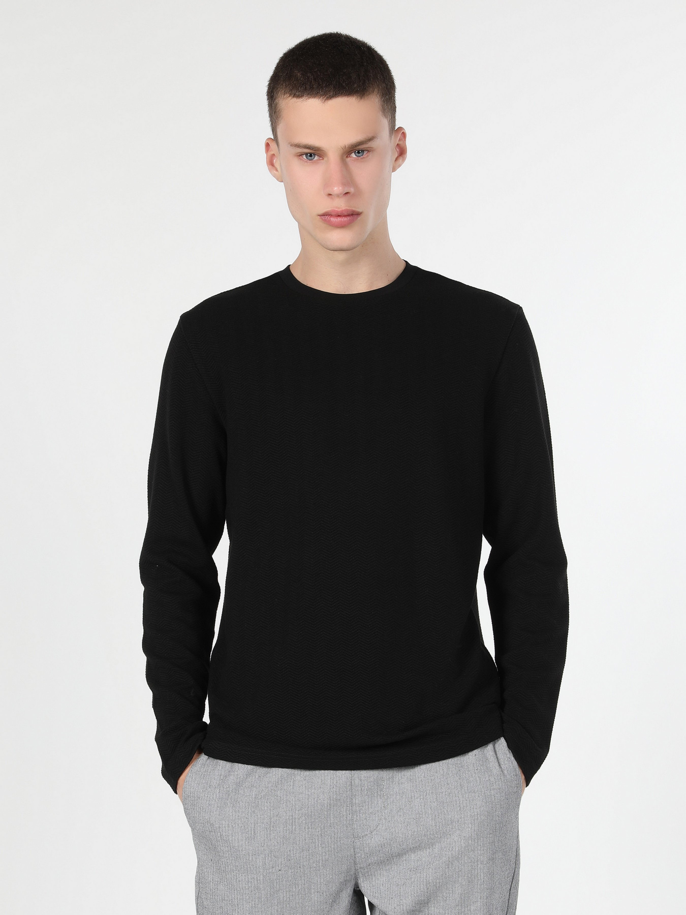 Лонгслів Colin’s модель CL1060482BLK Фото