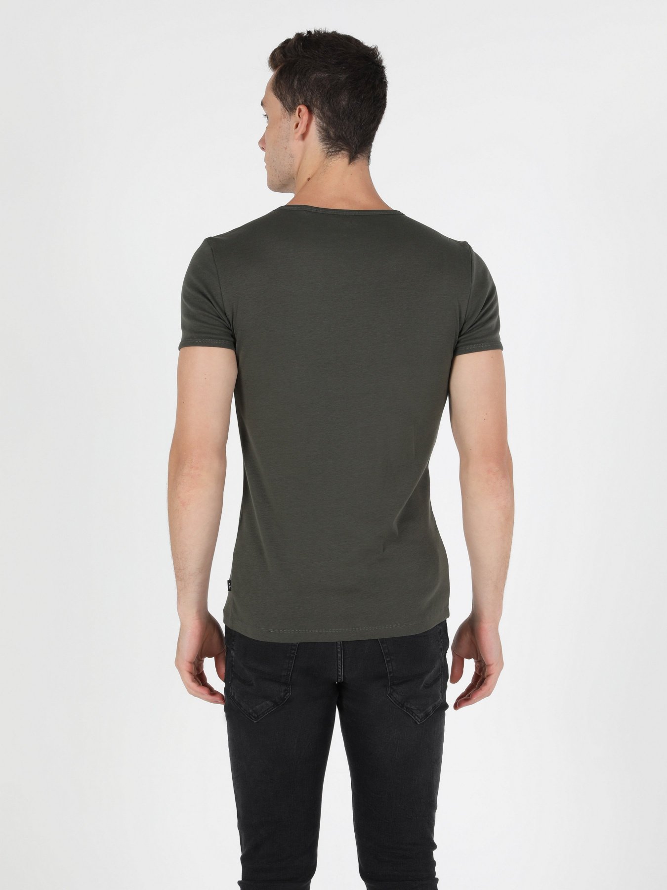 Футболки и поло Colin’s модель CL1042915KHA Фото