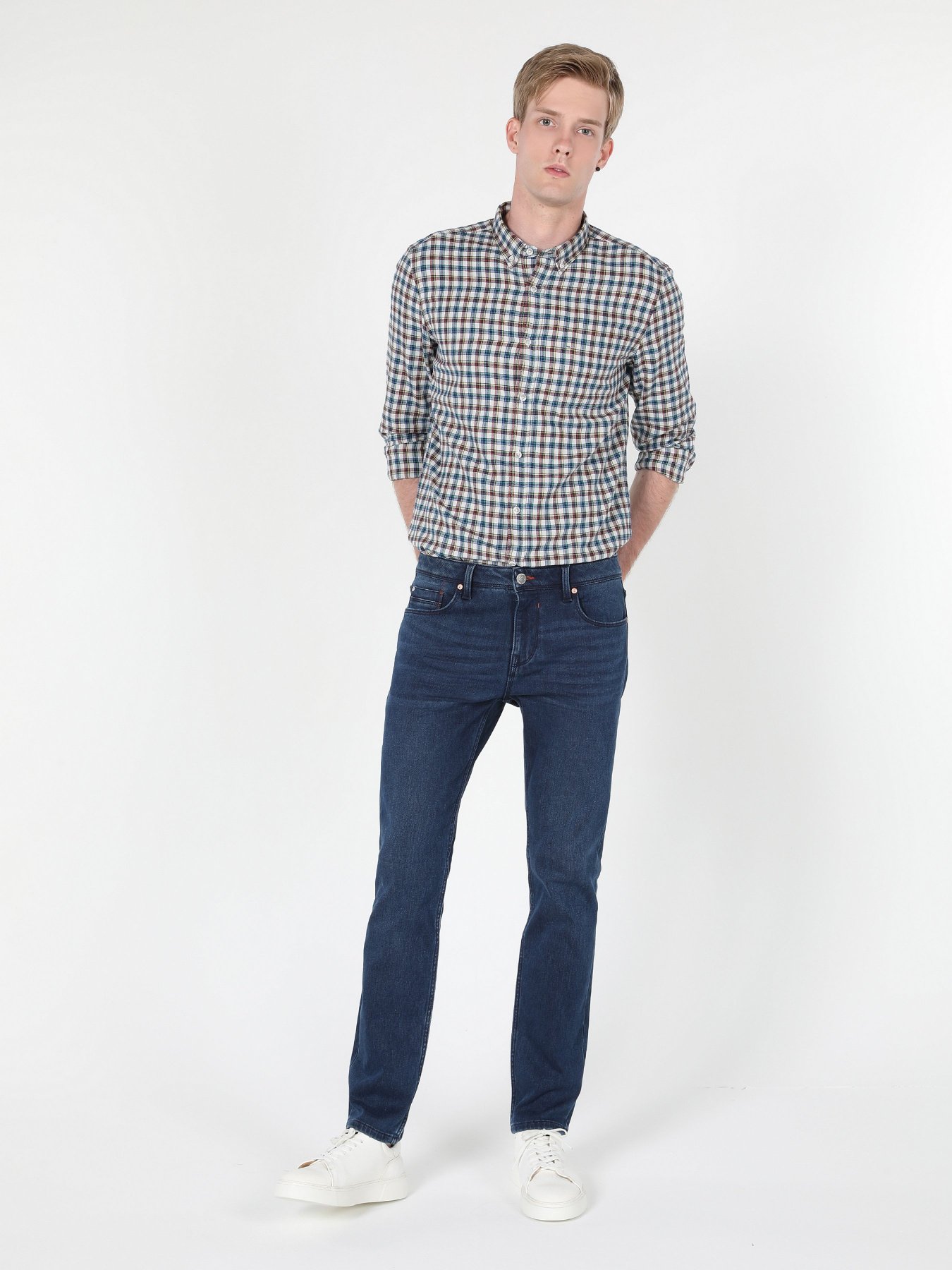 Прямые джинсы Colin’s 044 Karl модель CL1060737DN40621Q1.V2 Фото