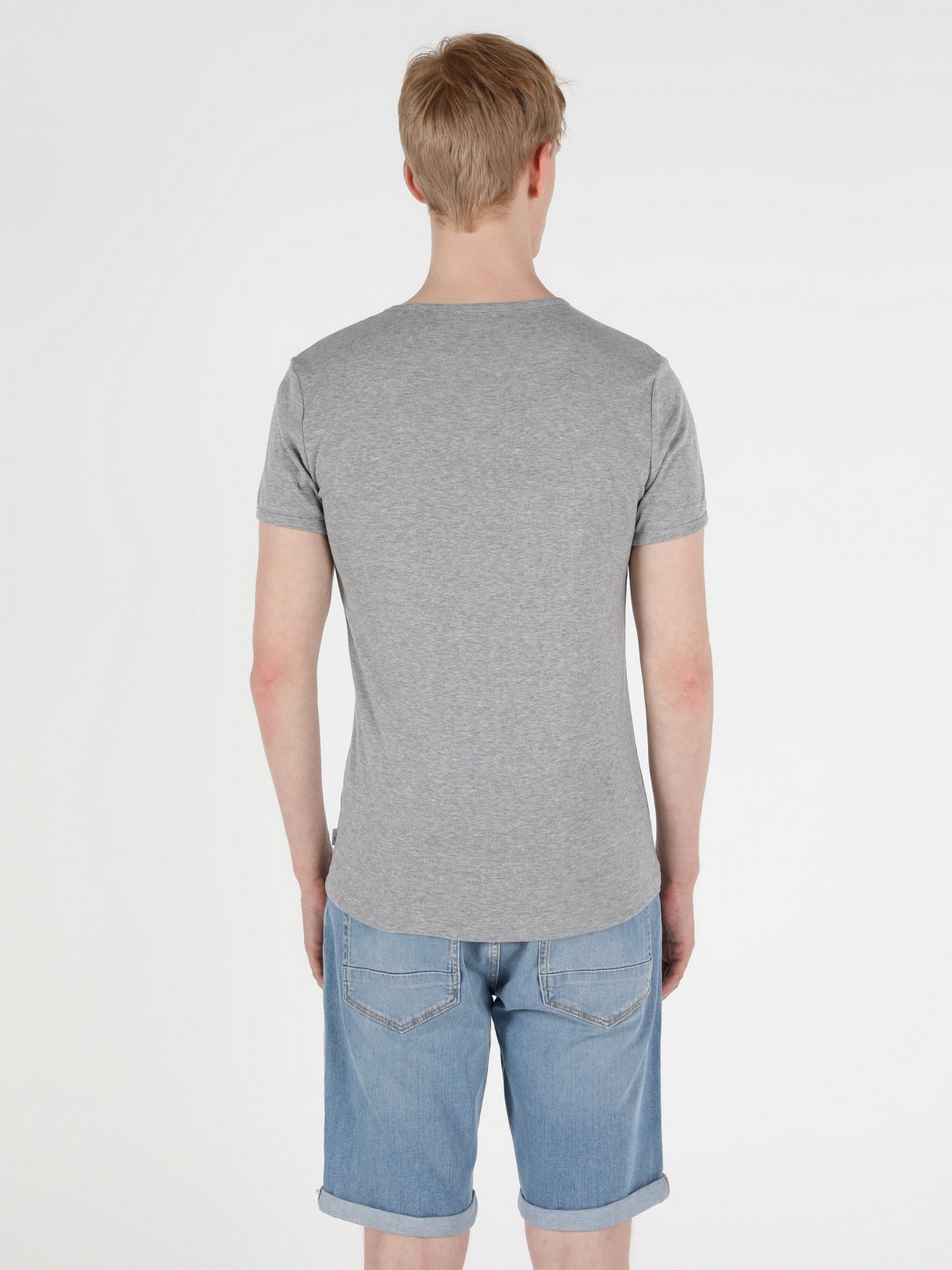 Футболки и поло Colin’s модель CL1042915MGA Фото