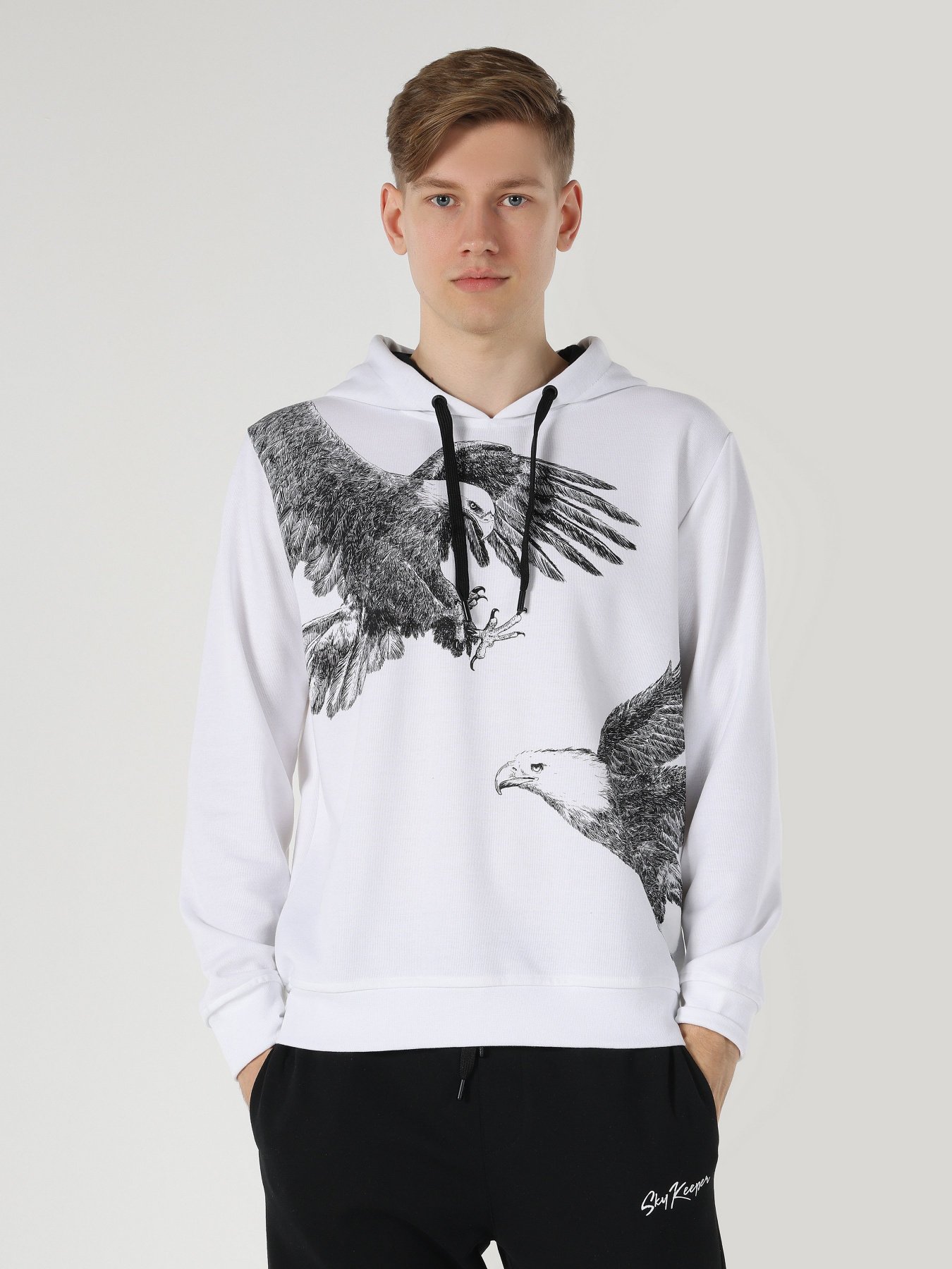 Свитшот Colin’s модель CL1061757WHT Фото