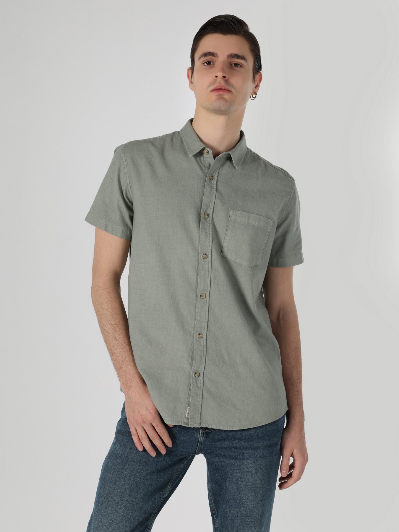 Рубашка повседневная Colin’s модель CL1063181OLG Рубашка повседневная Colin’s модель CL1063181OLG Фото