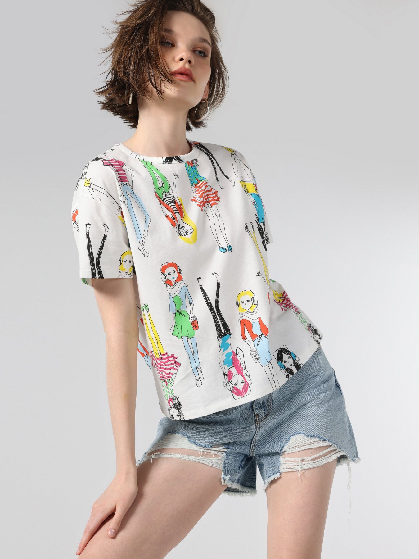 Футболка Colin’s модель CL1063291WHT Фото