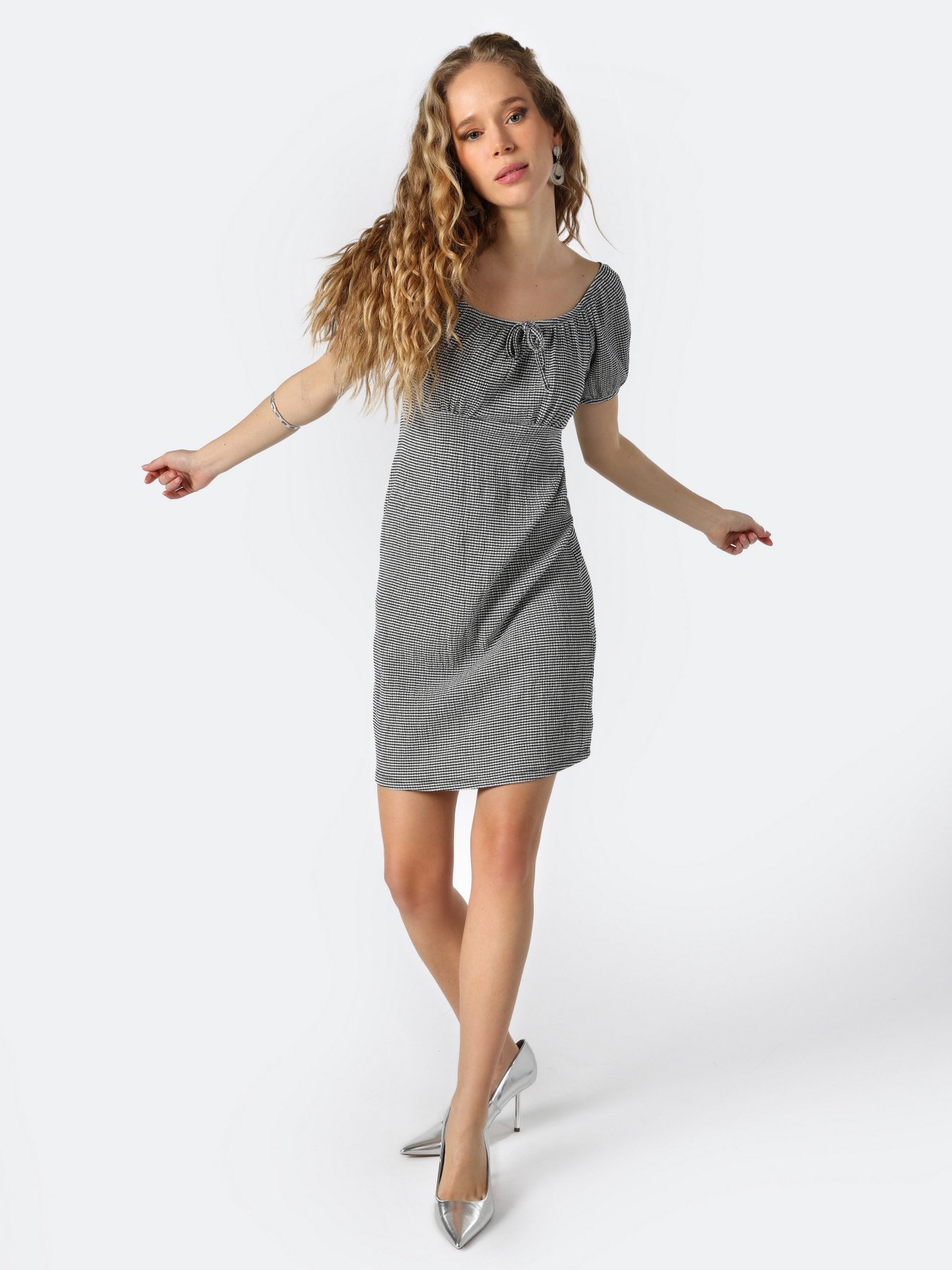 Сукня міні Colin’s модель CL1063342BLK Фото