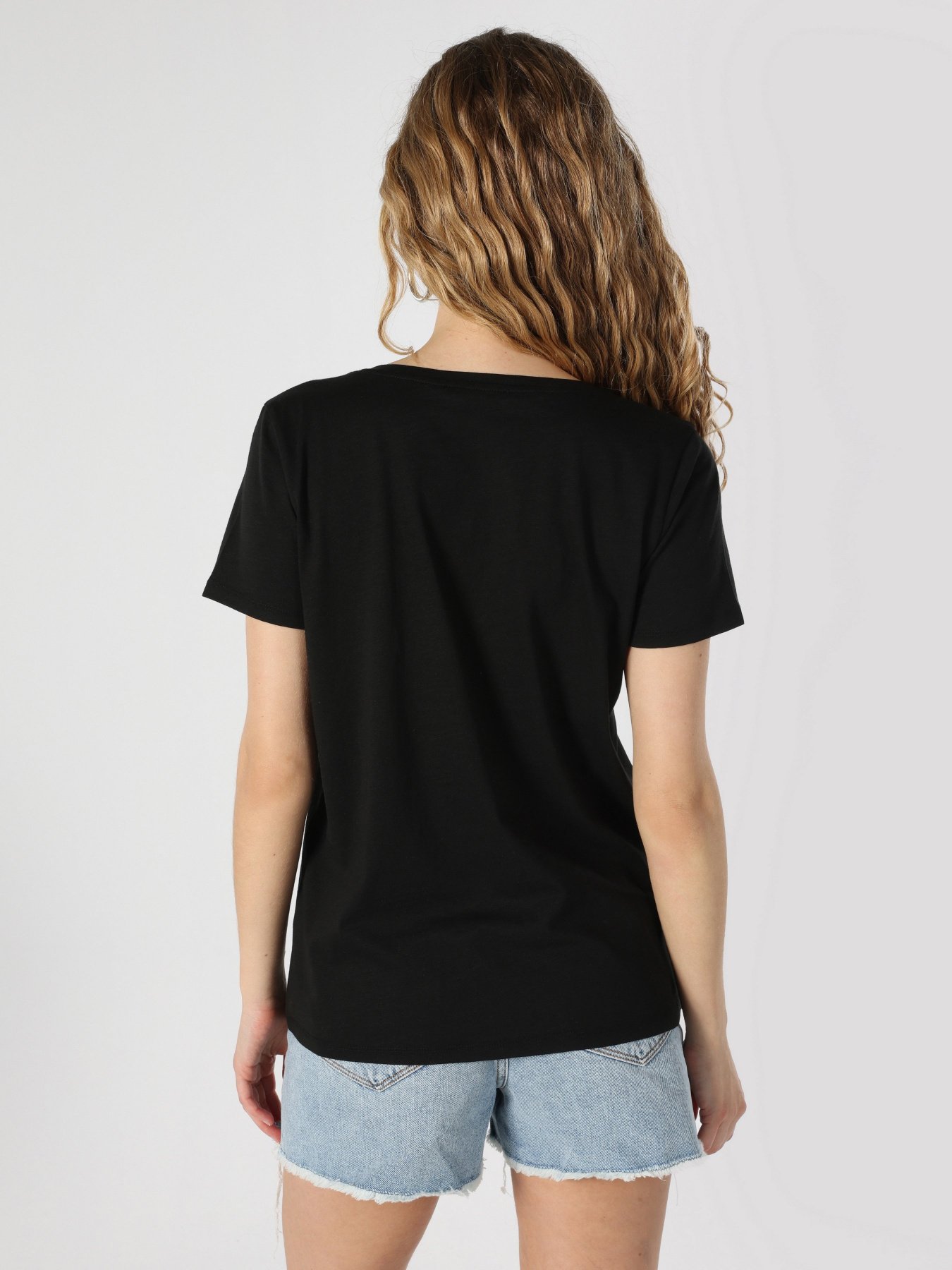 Футболка Colin’s модель CL1063419BLK Фото