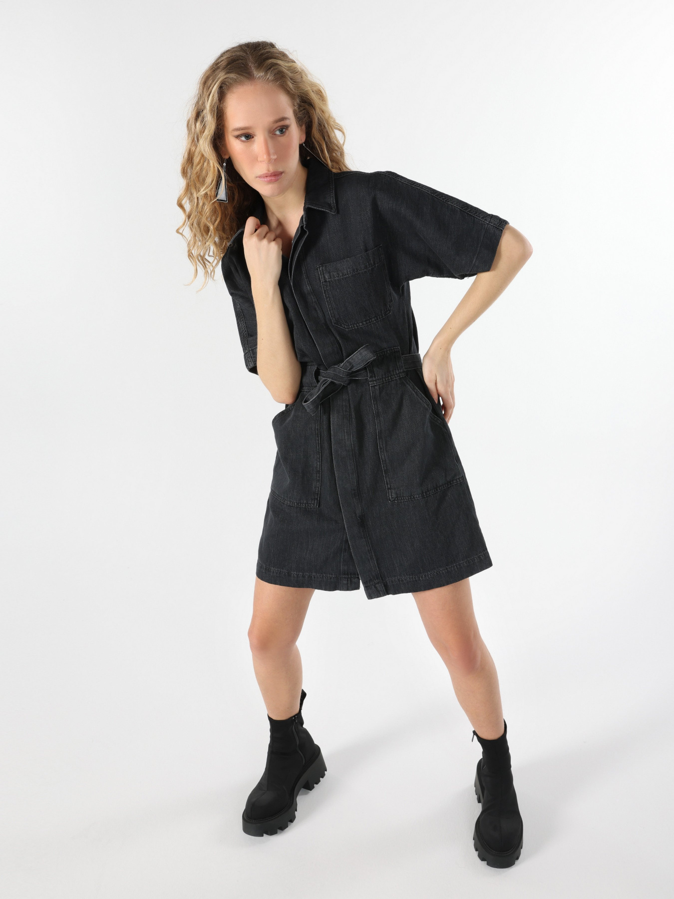 Платье мини Colin’s модель CL1063507DN08922 Фото