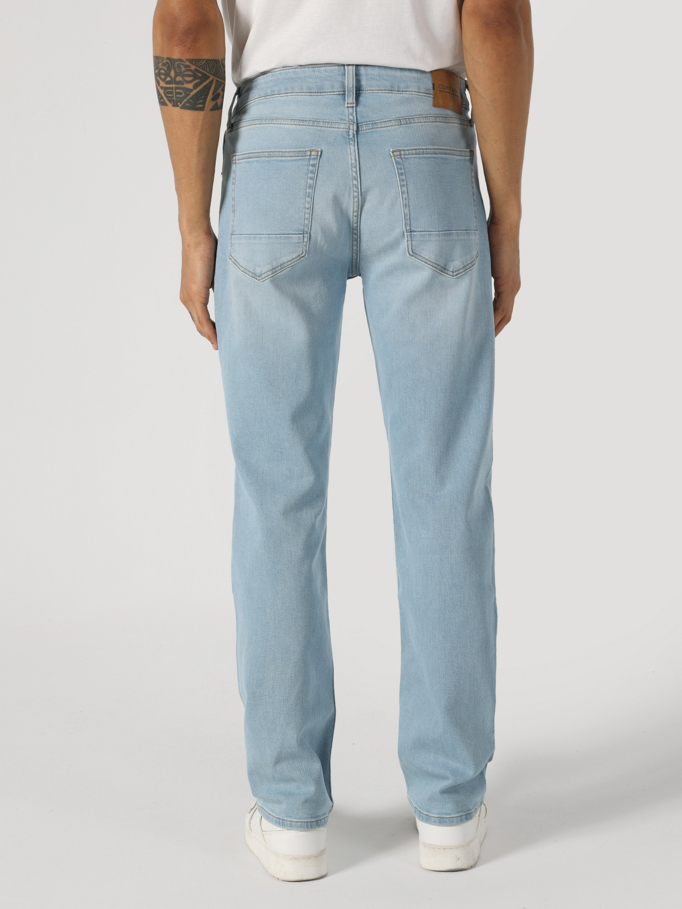 Прямые джинсы Colin’s 045 David модель CL1063727DN42643 Фото