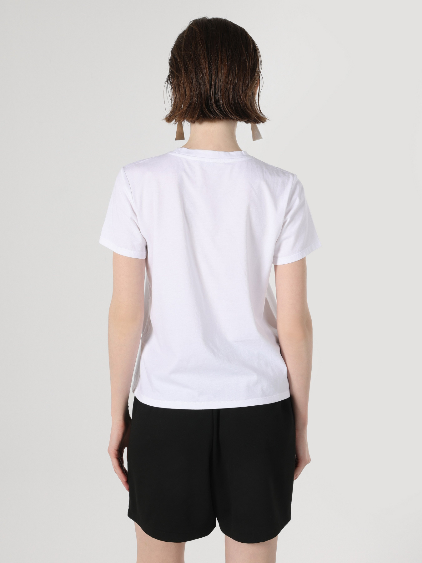 Футболка Colin’s модель CL1064068WHT Фото