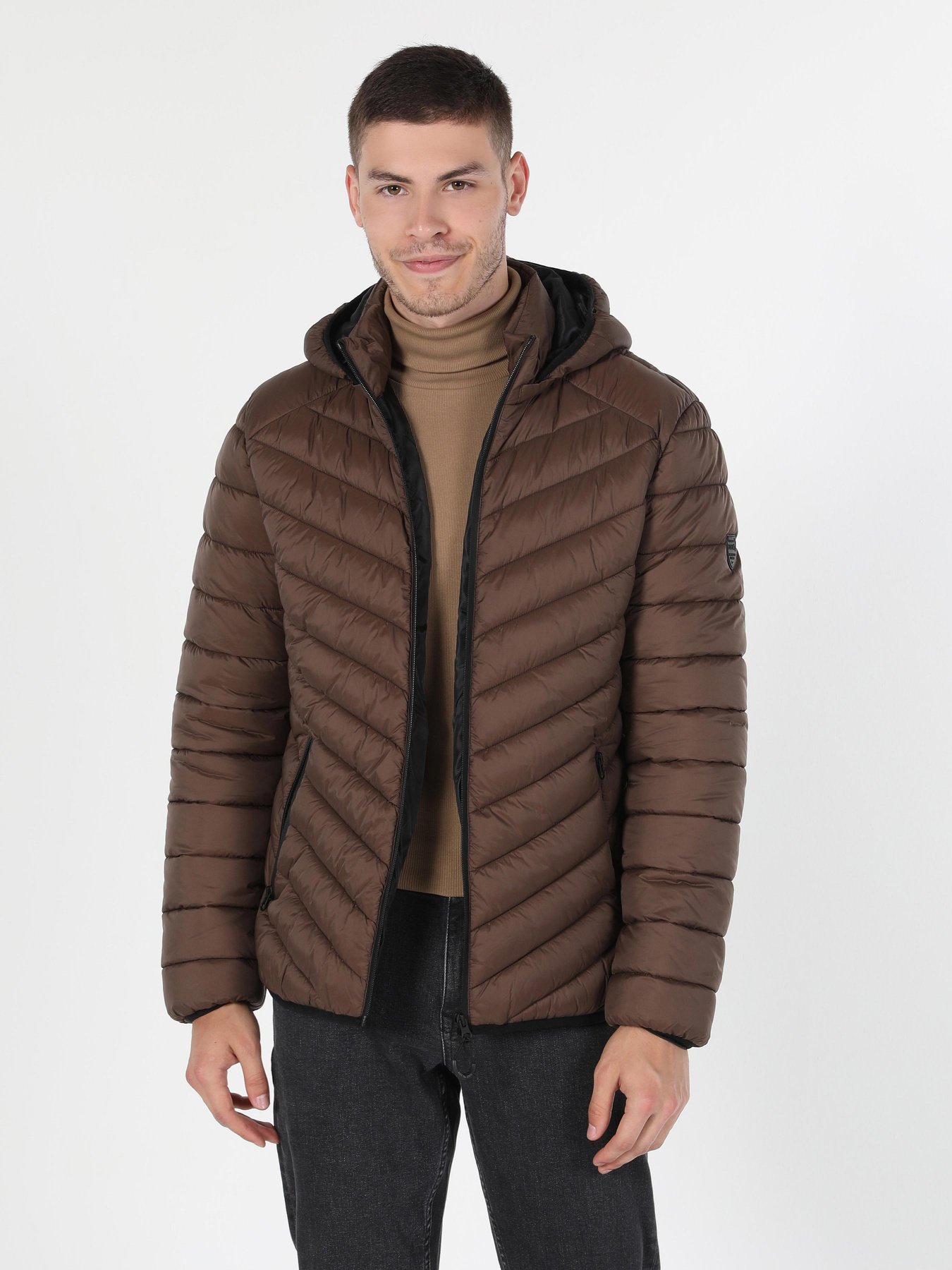 Демисезонная куртка Colin’s модель CL1021308BRW Фото