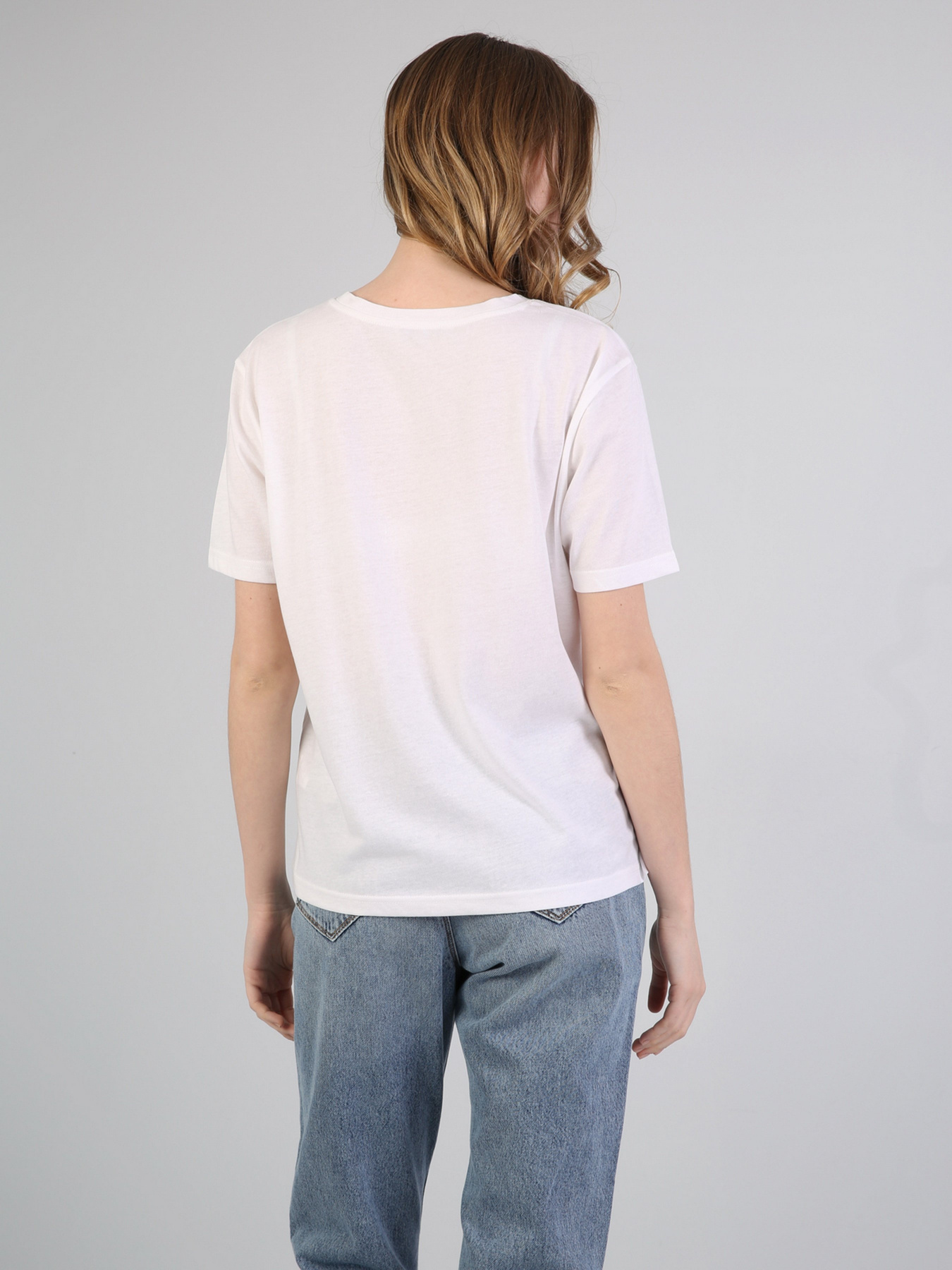 Футболки и поло Colin’s модель CL1043156WHT Футболки и поло Colin’s модель CL1043156WHT Фото