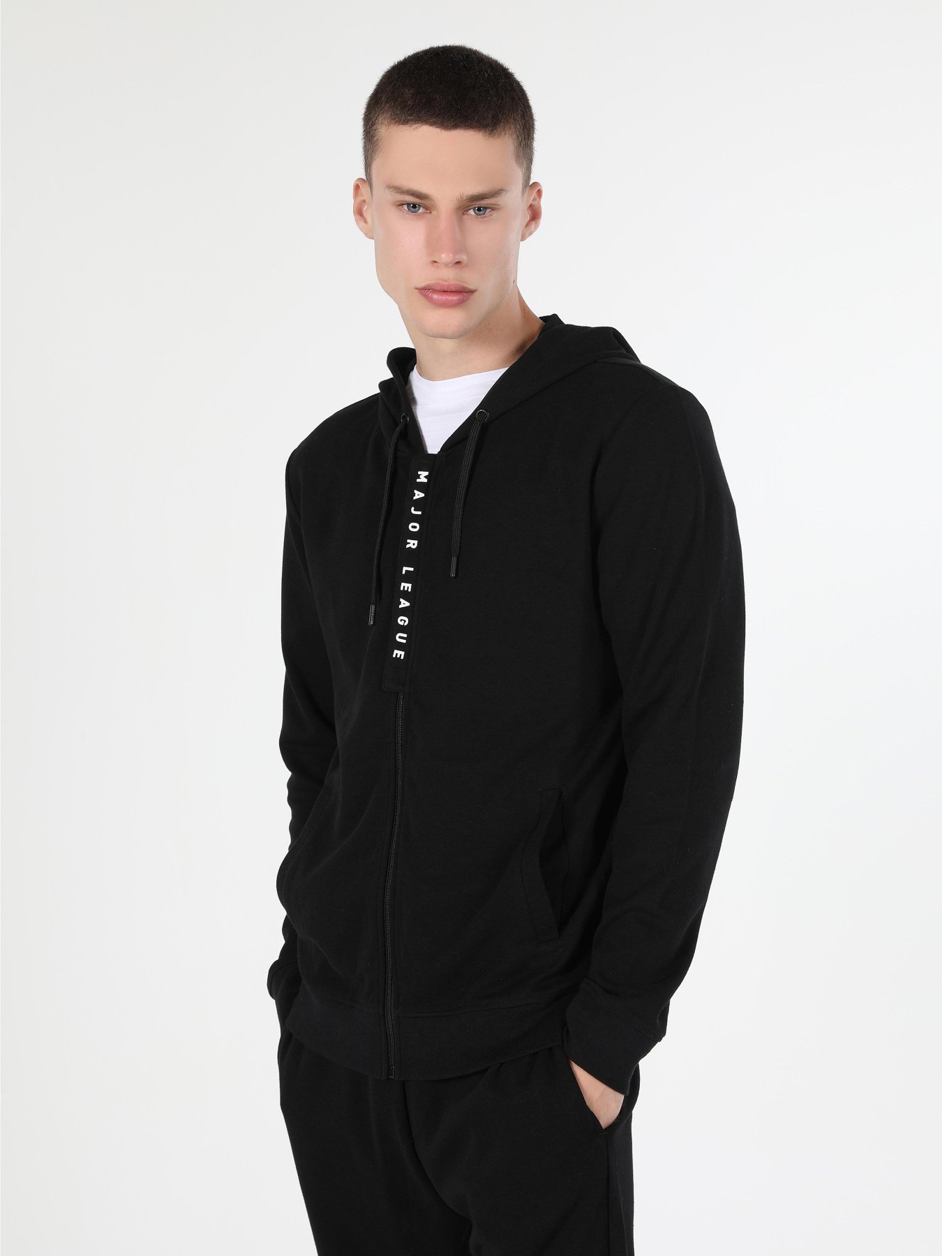 Кофта Colin’s модель CL1059670BLK Фото