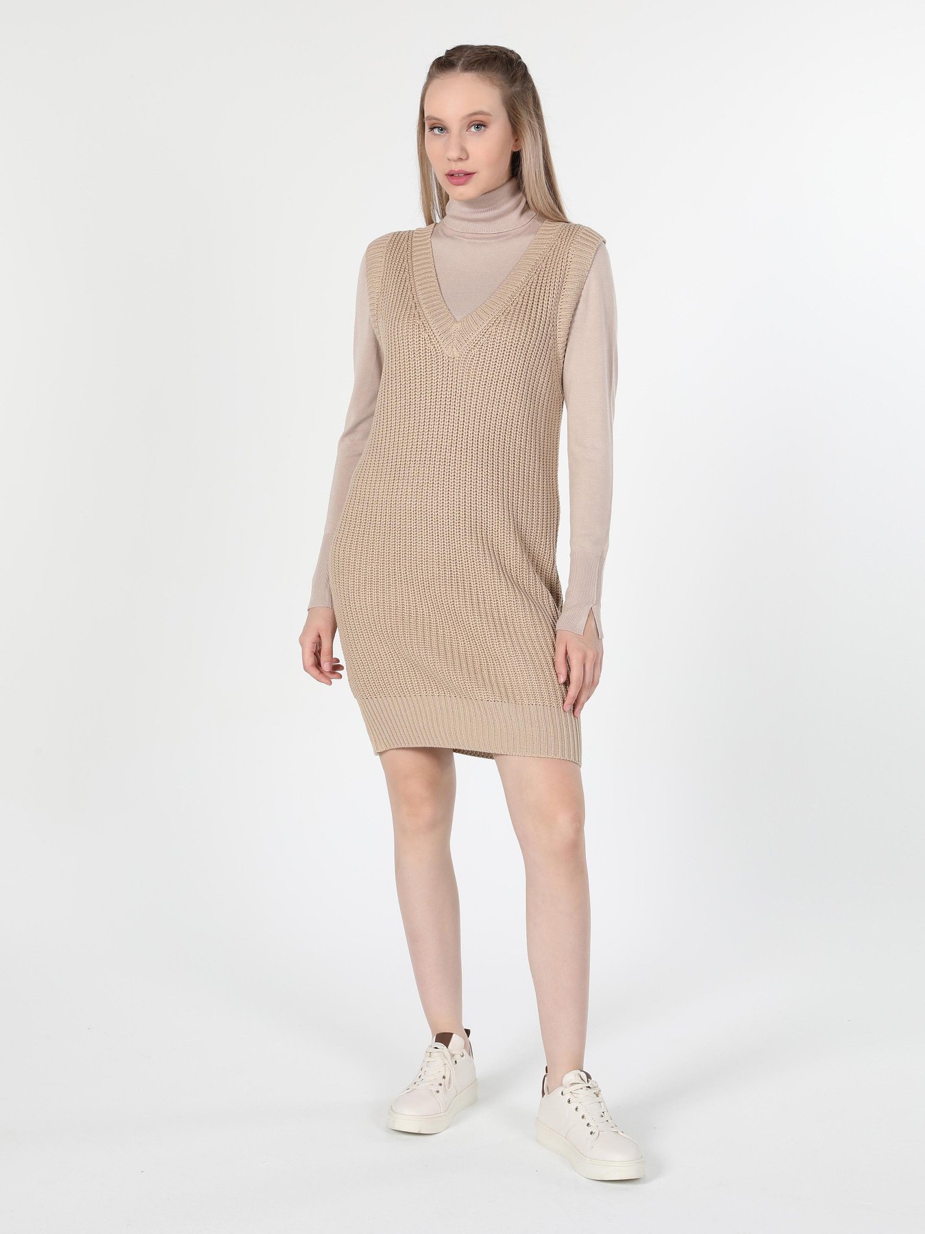 Платье мини Colin’s модель CL1059729BEI Фото