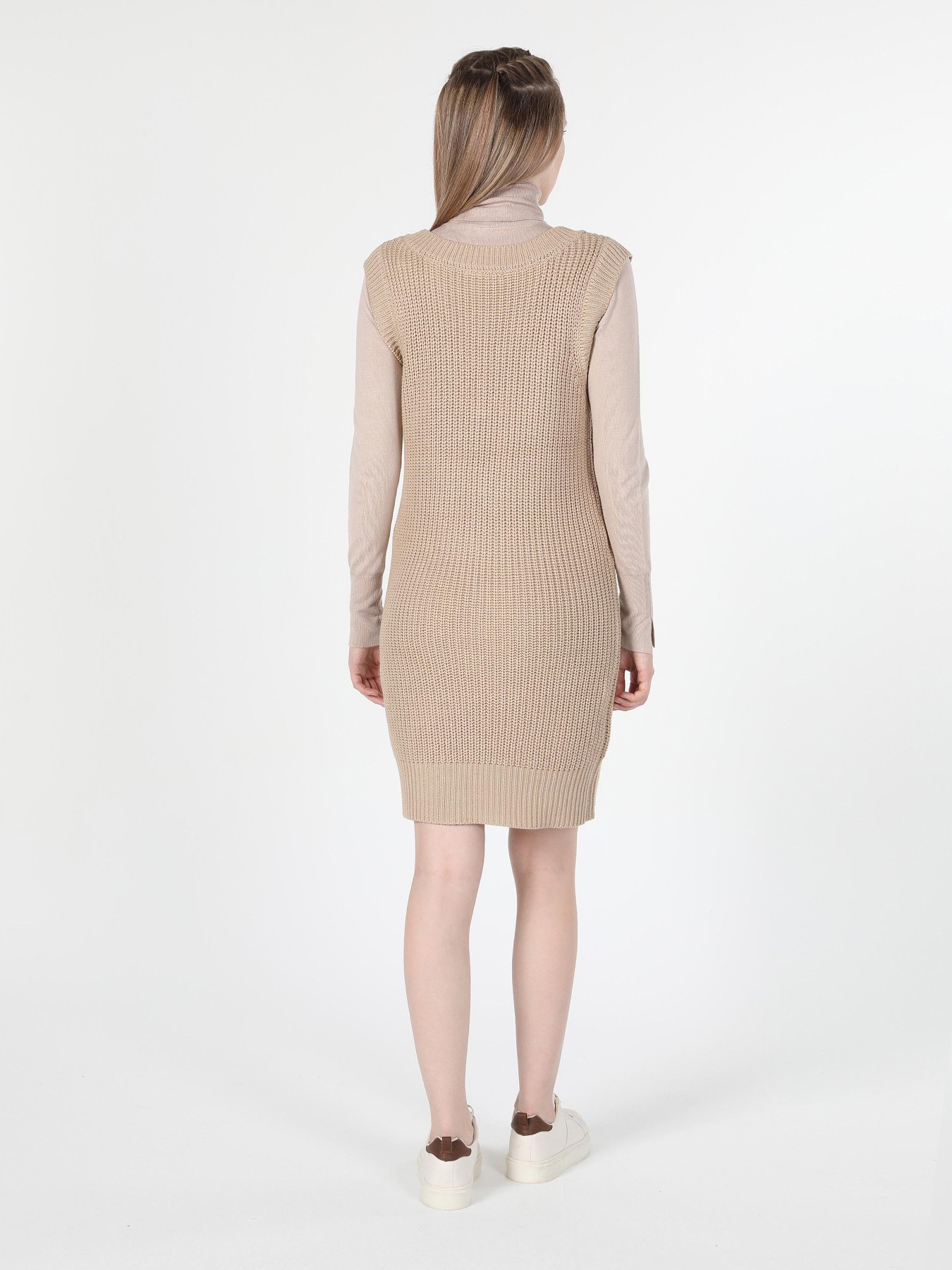 Сукня міні Colin’s модель CL1059729BEI Фото