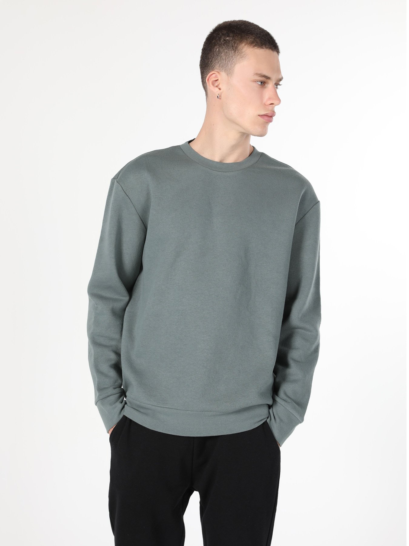 Світшот Colin’s модель CL1059870GRN Фото