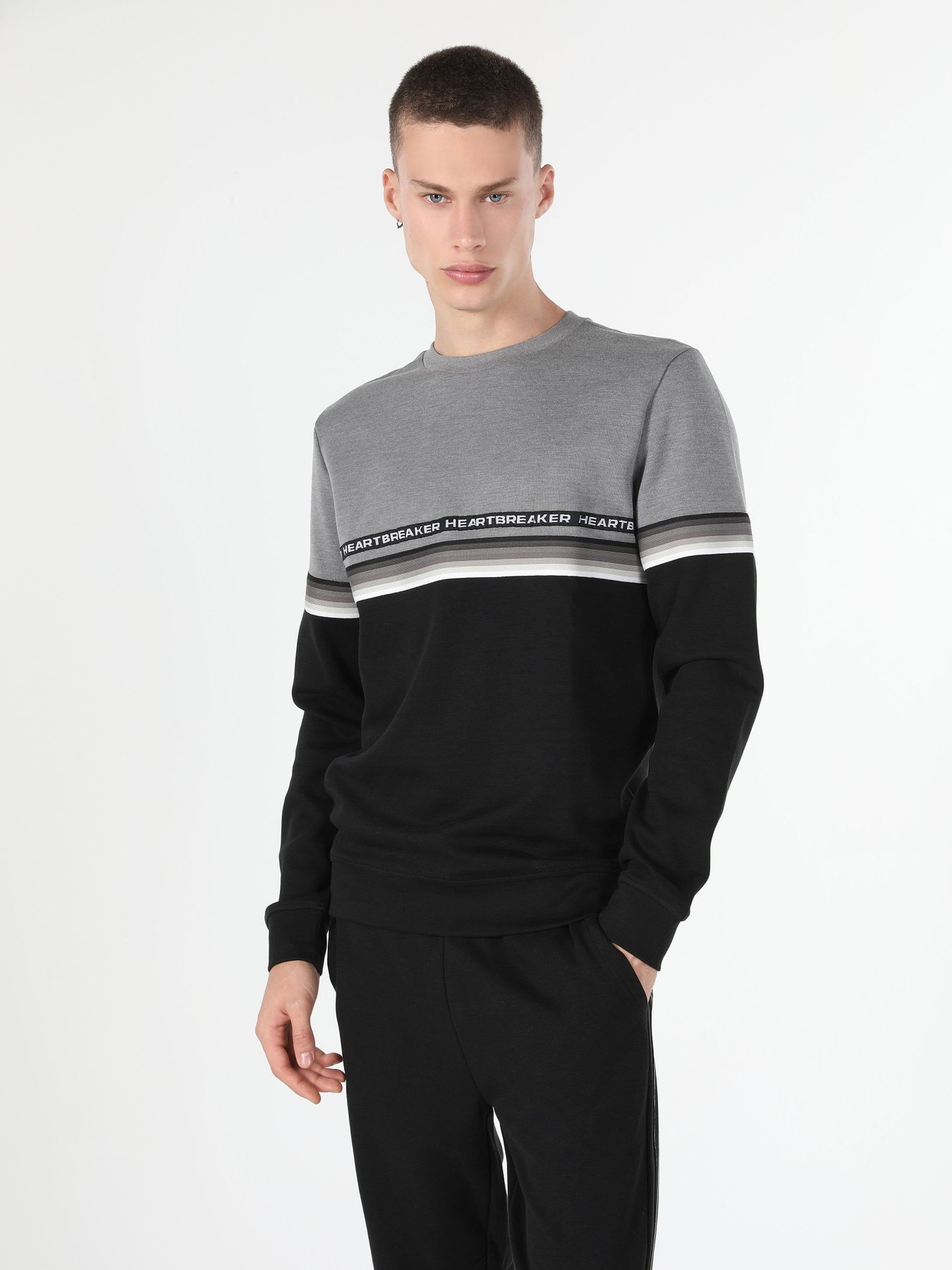 Світшот Colin’s модель CL1059893BLK Фото