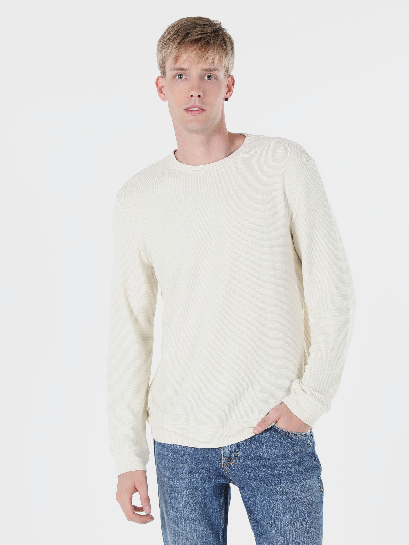 Лонгслив Colin’s модель CL1059906BEI Фото