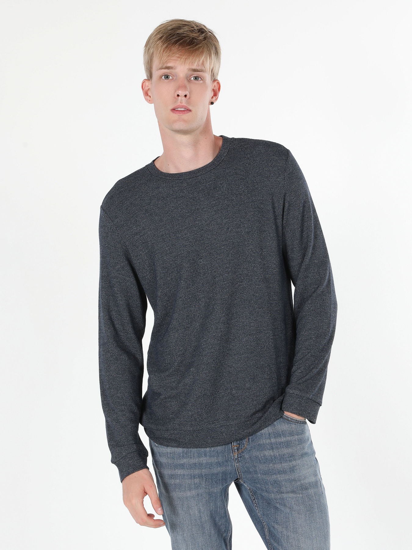 Лонгслив Colin’s модель CL1059906INV Фото