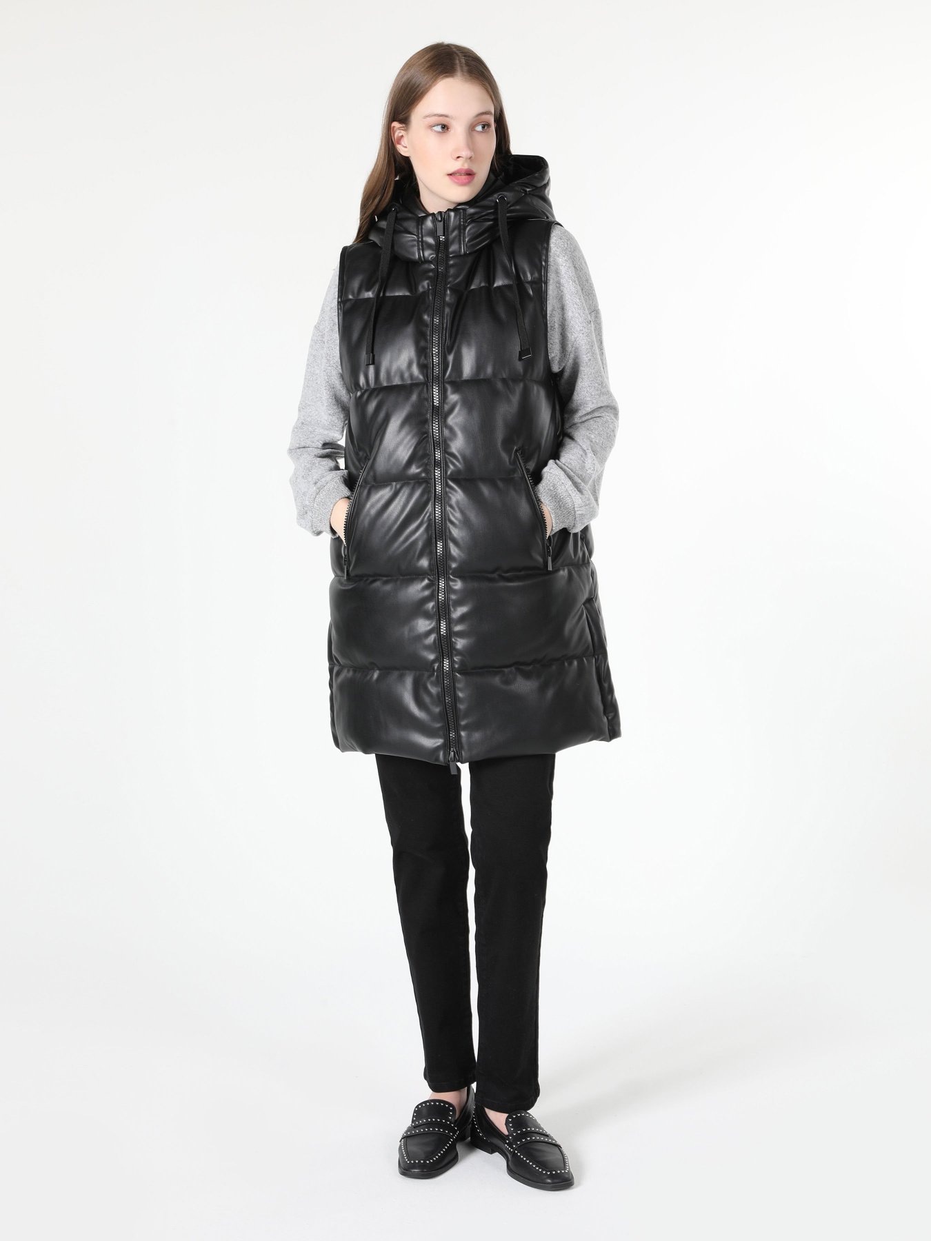 Жилет с утеплителем Colin’s модель CL1060227BLK Фото