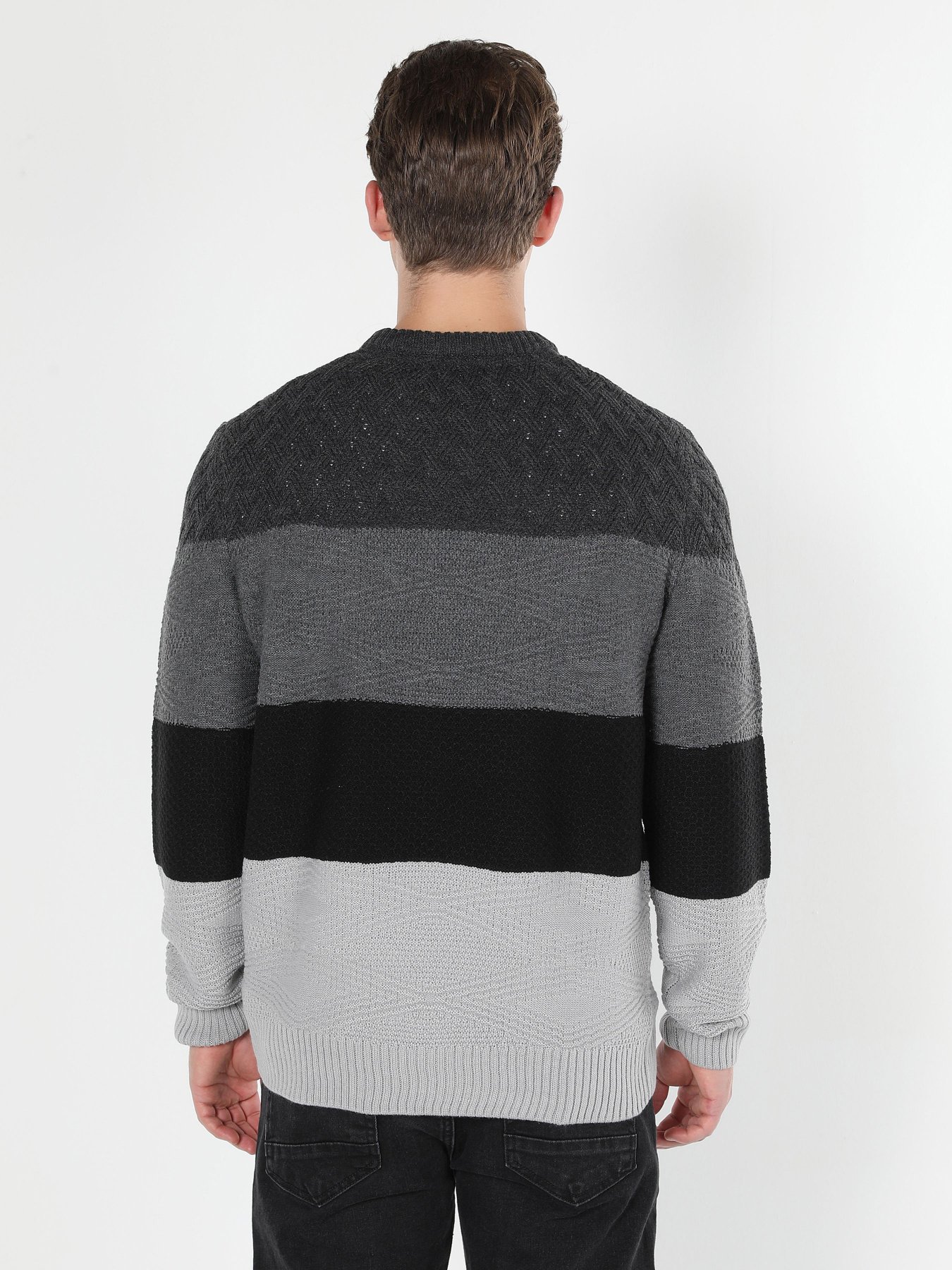 Джемпер Colin’s модель CL1060880ANM Фото