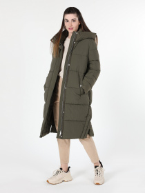 Зимняя куртка Colin’s модель CL1060955KHA Фото