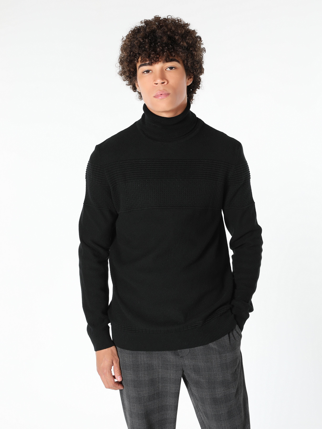 Водолазка Colin’s модель CL1061121BLK Фото