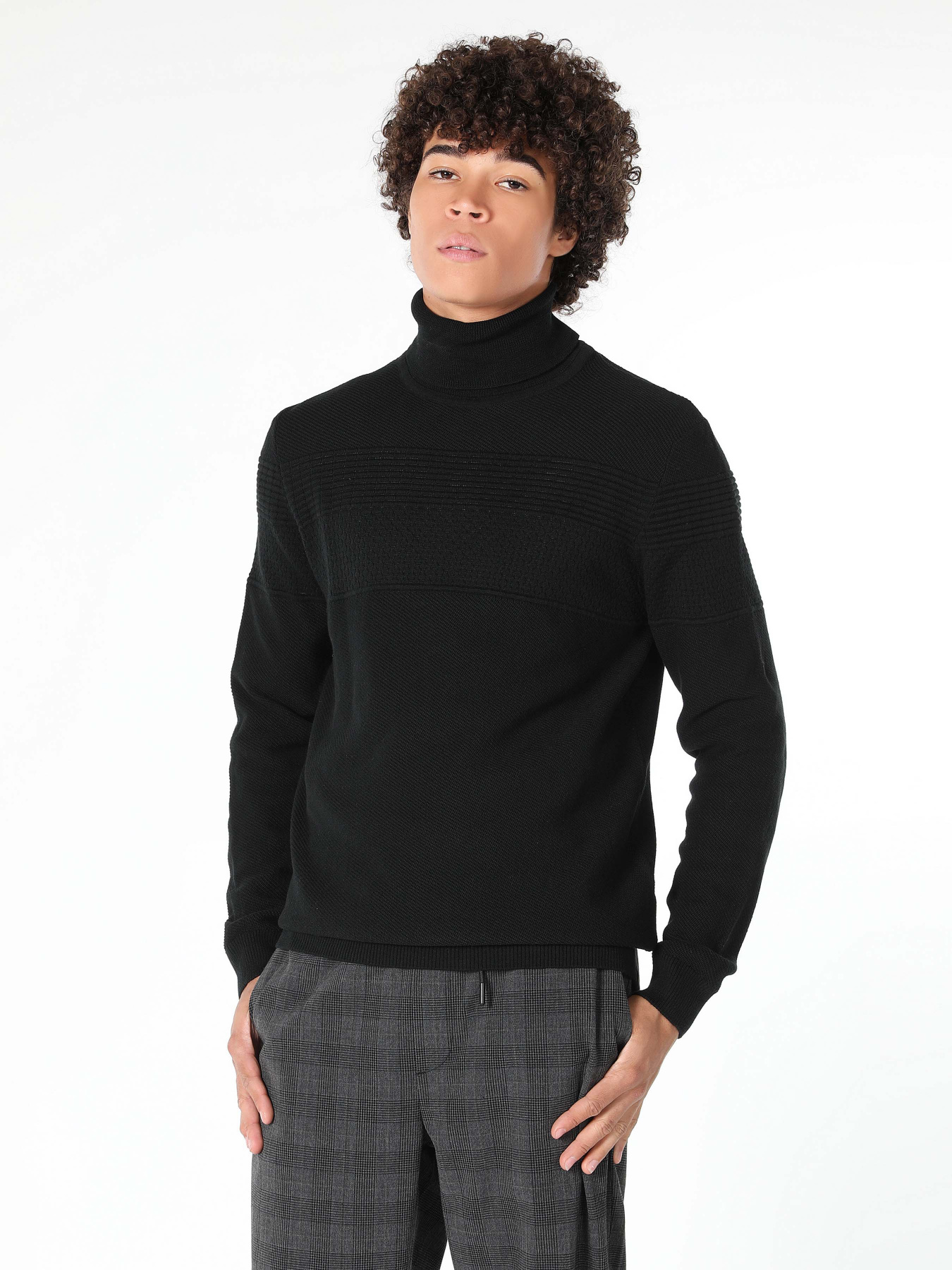 Водолазка Colin’s модель CL1061121BLK Фото