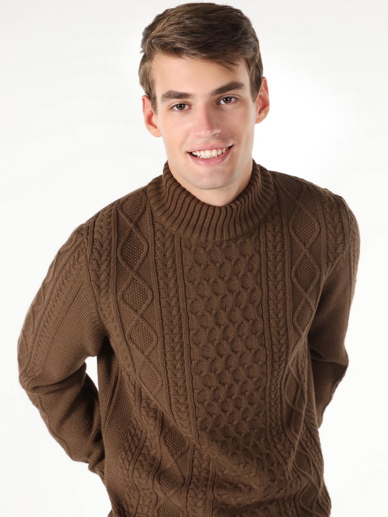 Свитер Colin’s модель CL1061134BRW Фото