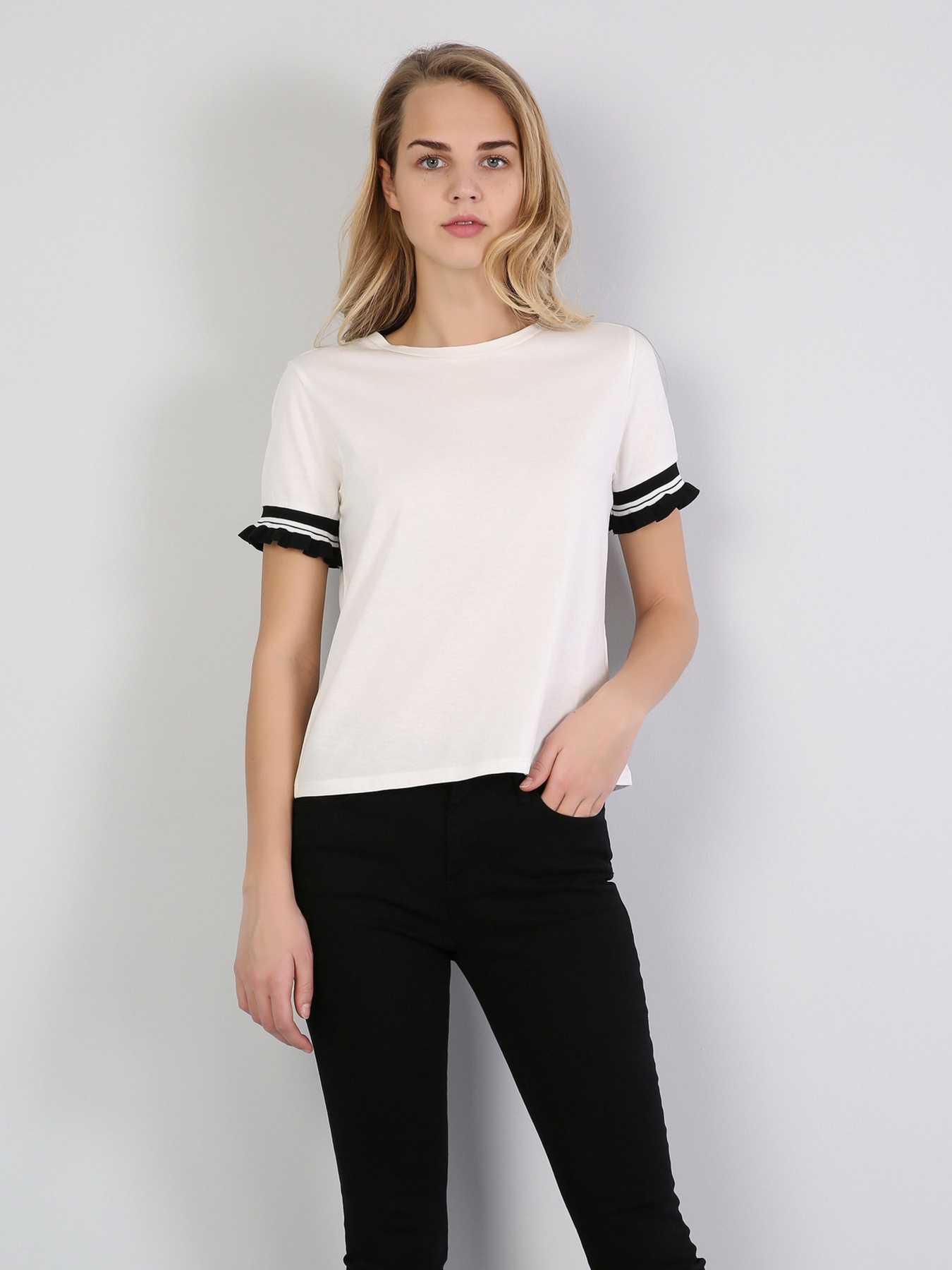 Футболки и поло Colin’s модель CL1043690OFW Фото