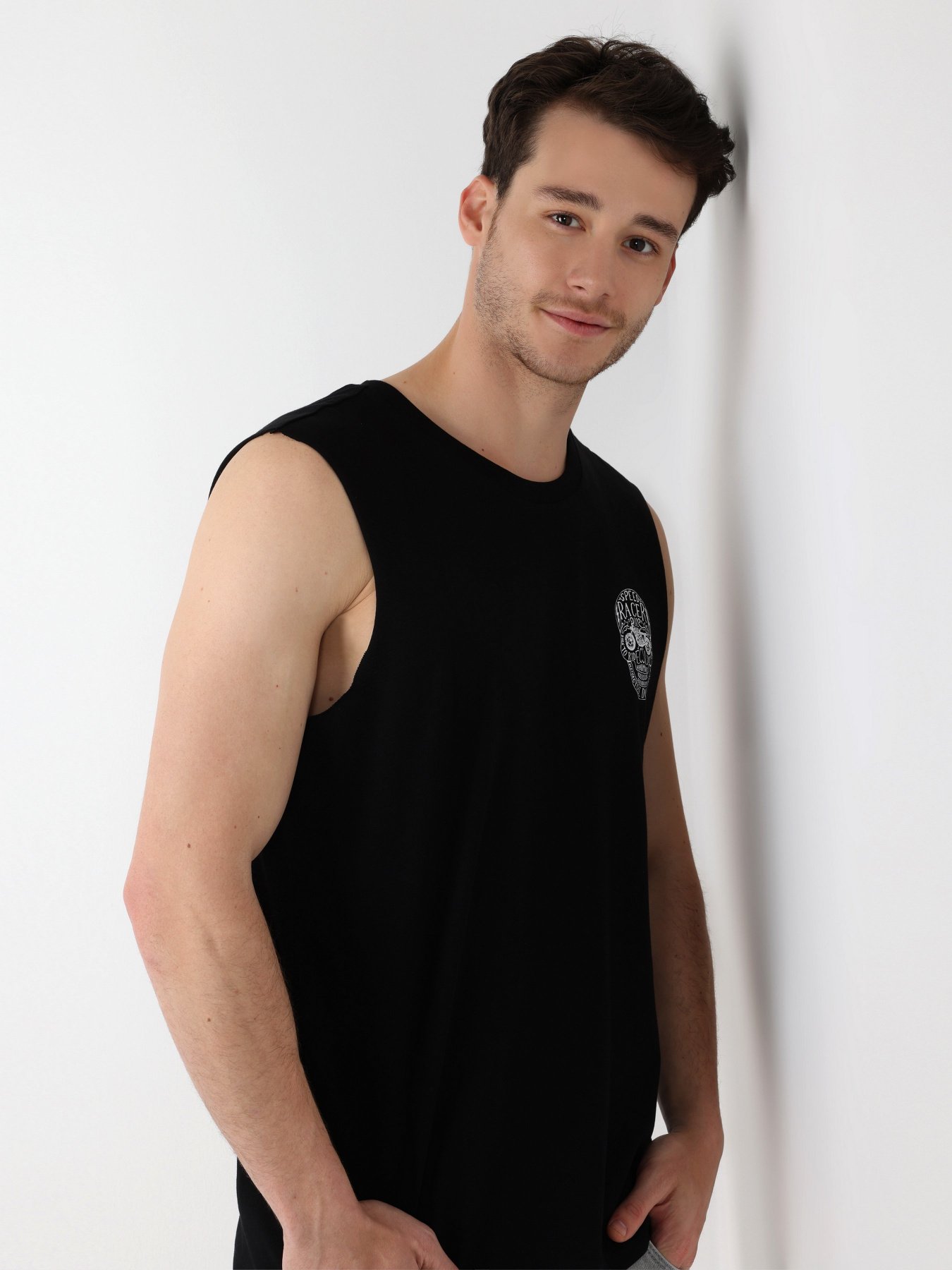 Майка Colin’s модель CL1053832BLK Майка Colin’s модель CL1053832BLK Фото