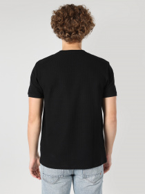 Футболка Colin’s модель CL1057063BLK Фото