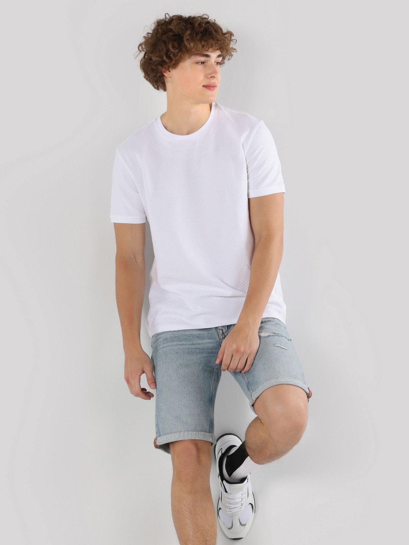 Футболка Colin’s модель CL1057063WHT Фото