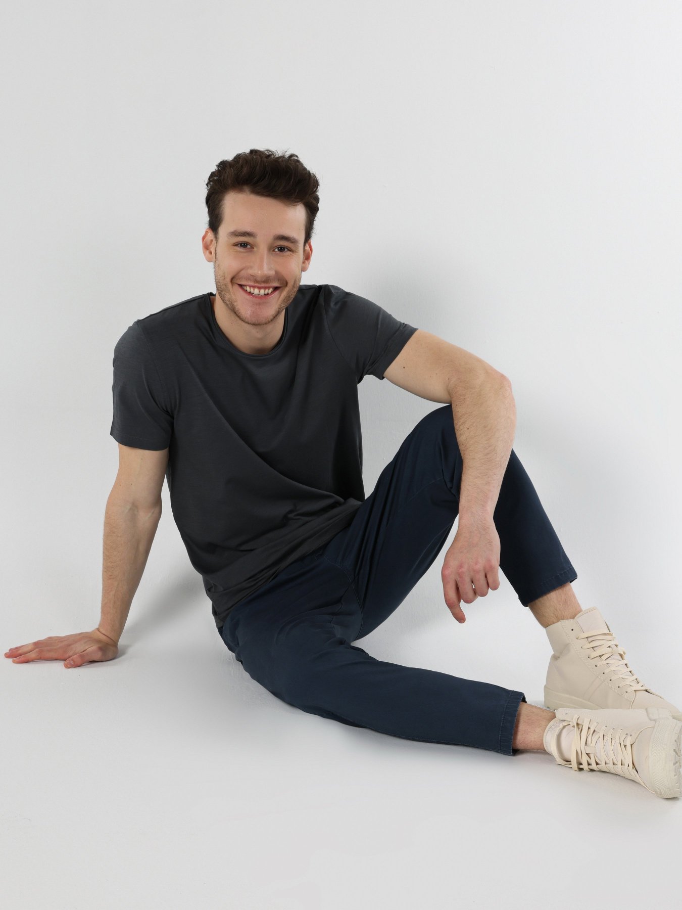 Футболка Colin’s модель CL1058580ANT Фото