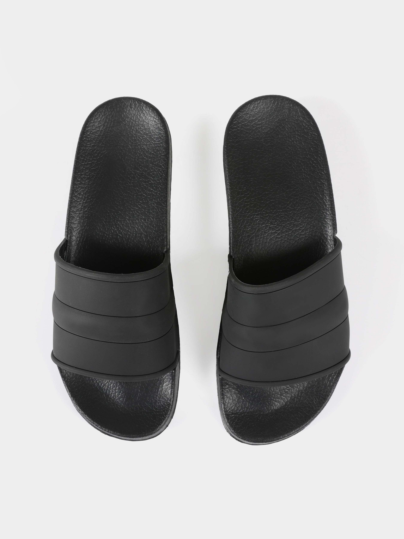 Шлепанцы Colin’s модель CL1064260BLK Фото