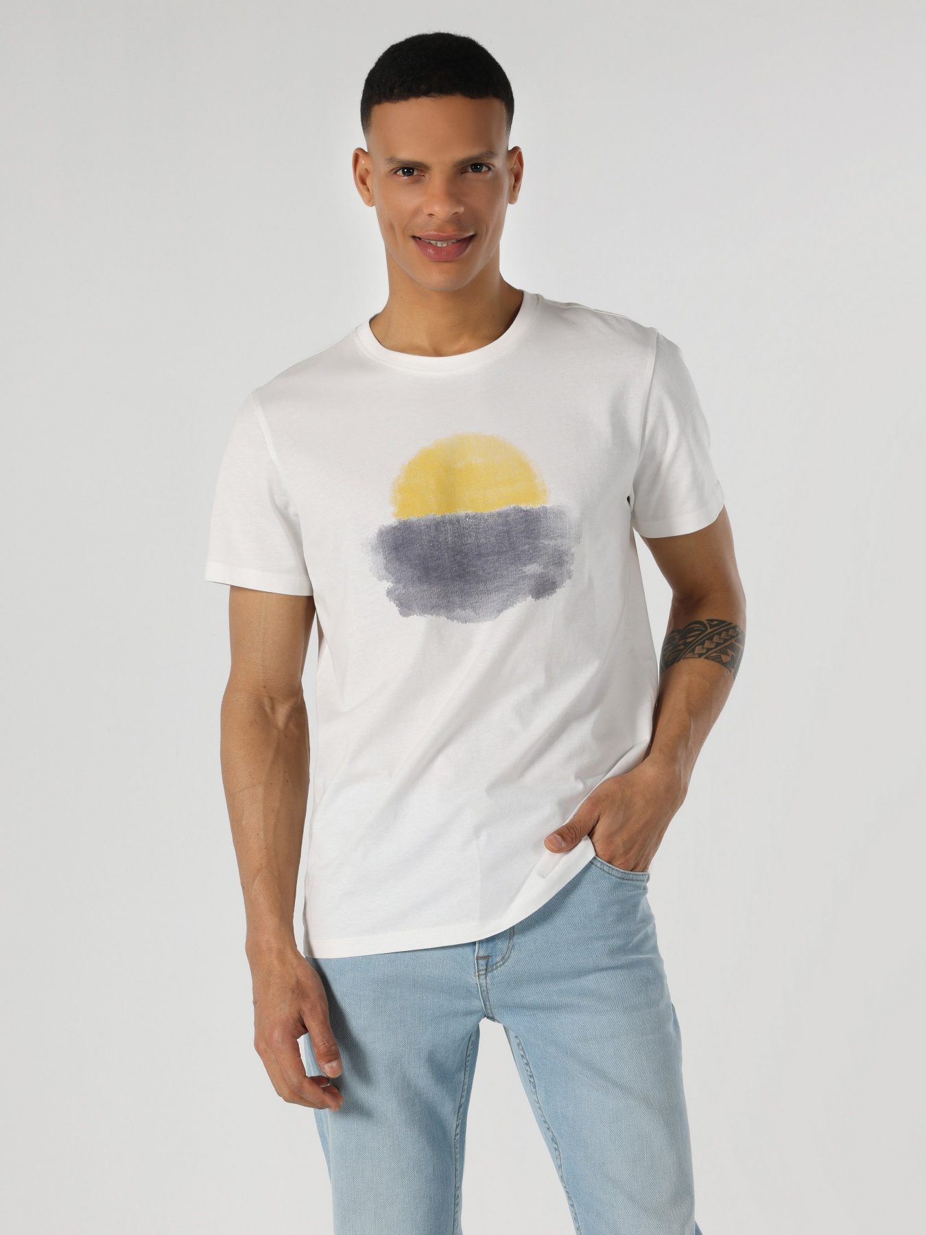 Футболка Colin’s модель CL1058717OFW Фото