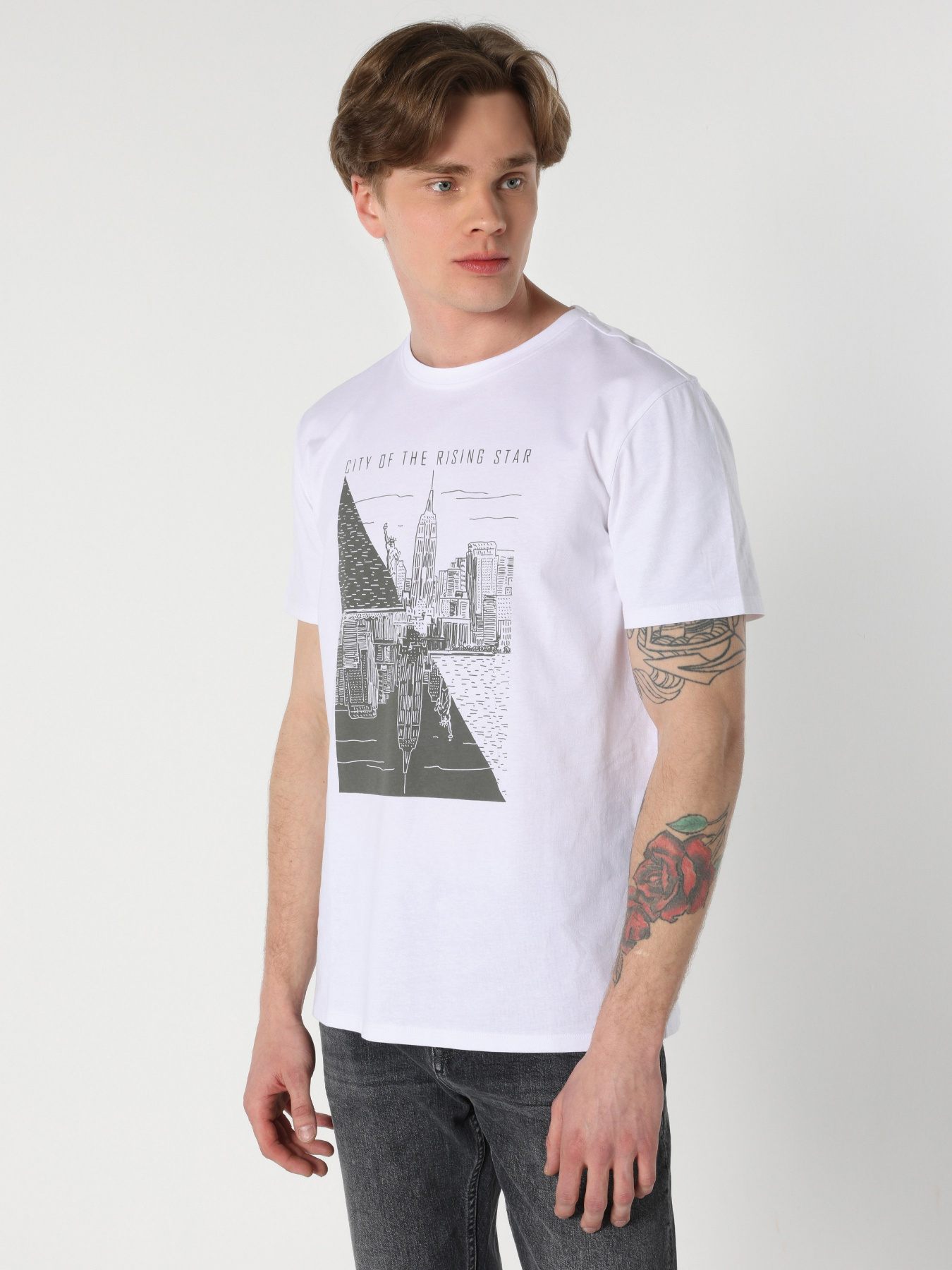 Футболка Colin’s модель CL1059591WHT Фото