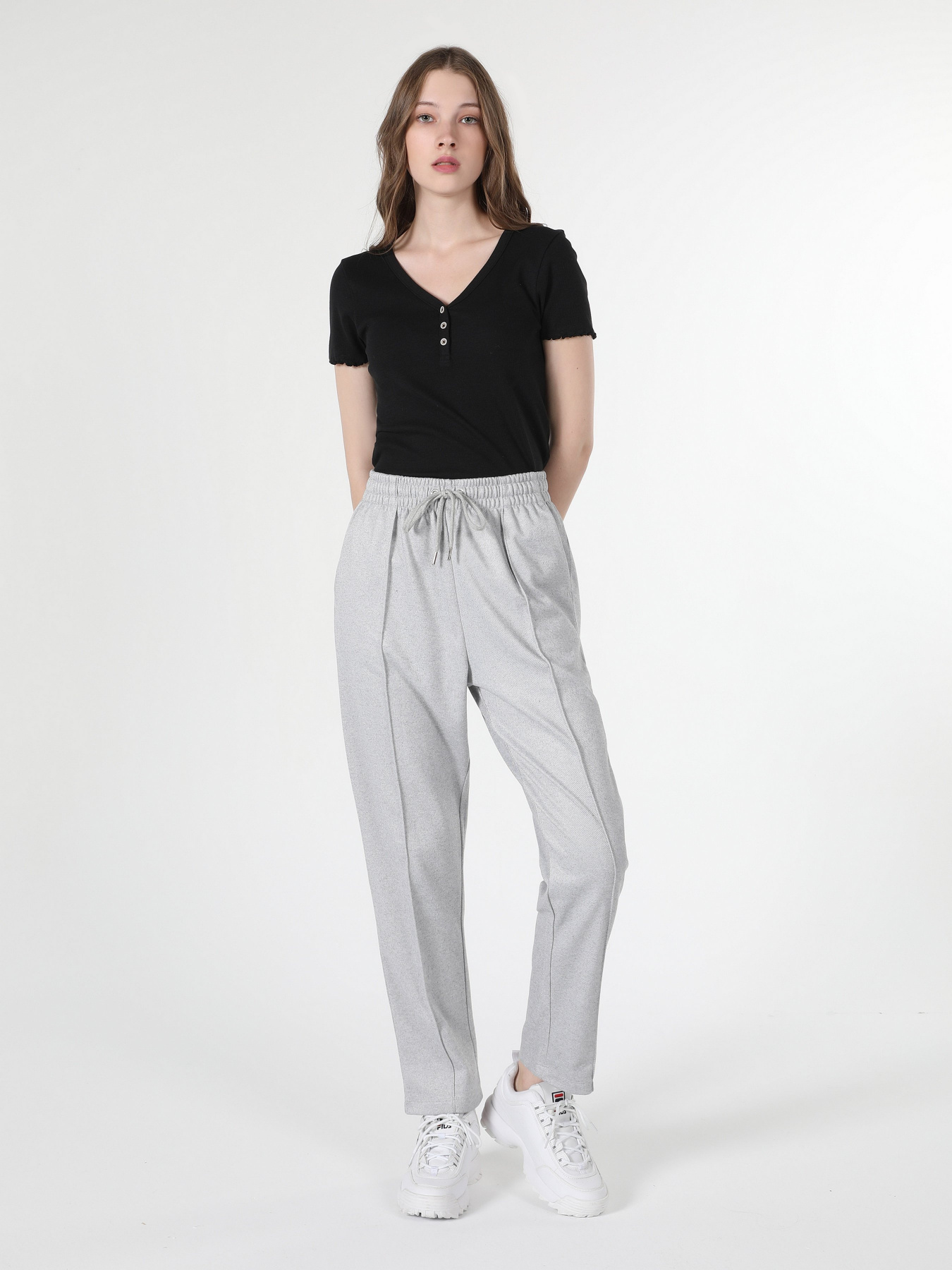 Джогери Colin’s модель CL1060277MGA Фото