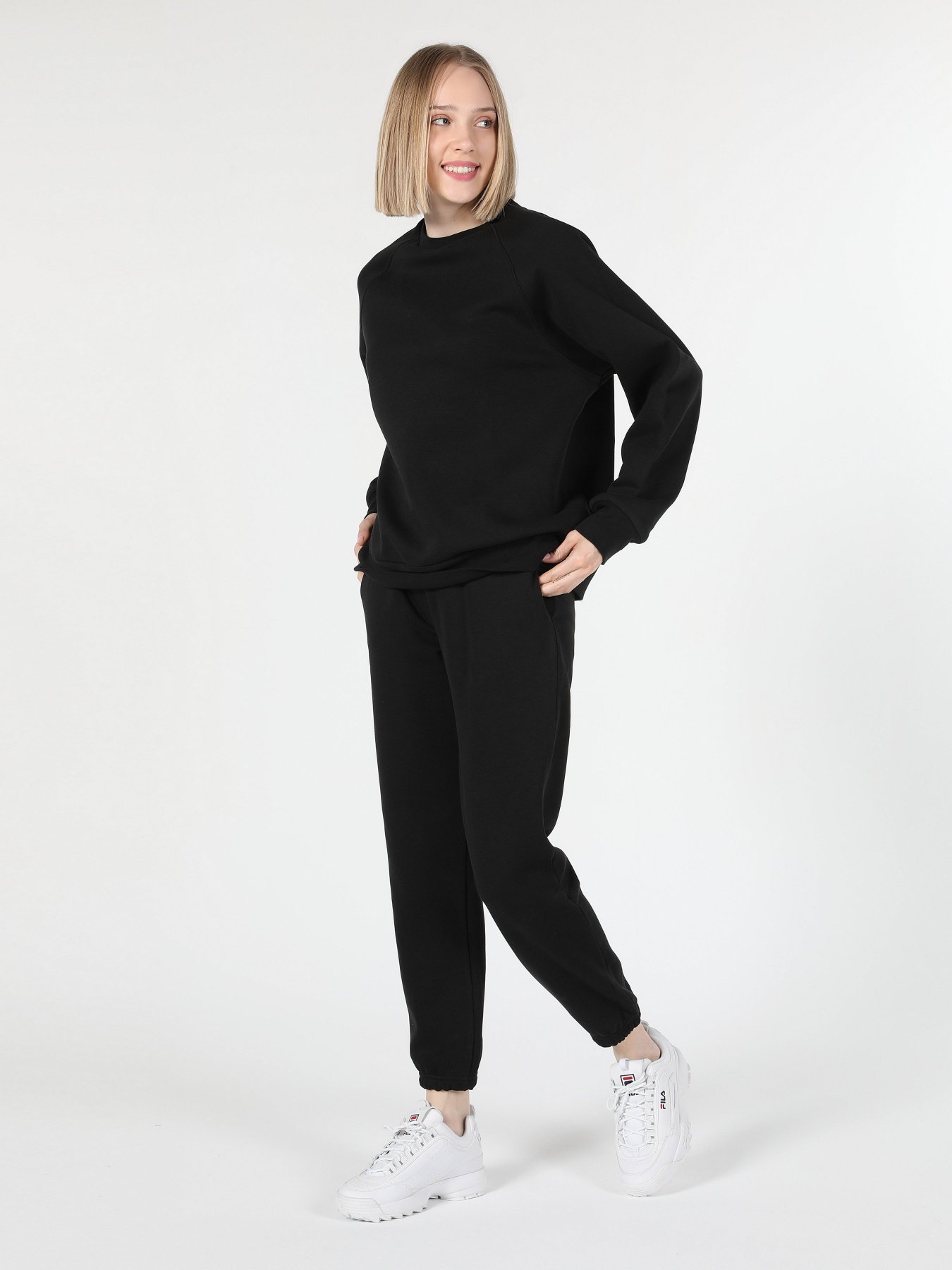 Свитшот Colin’s модель CL1060307BLK Фото