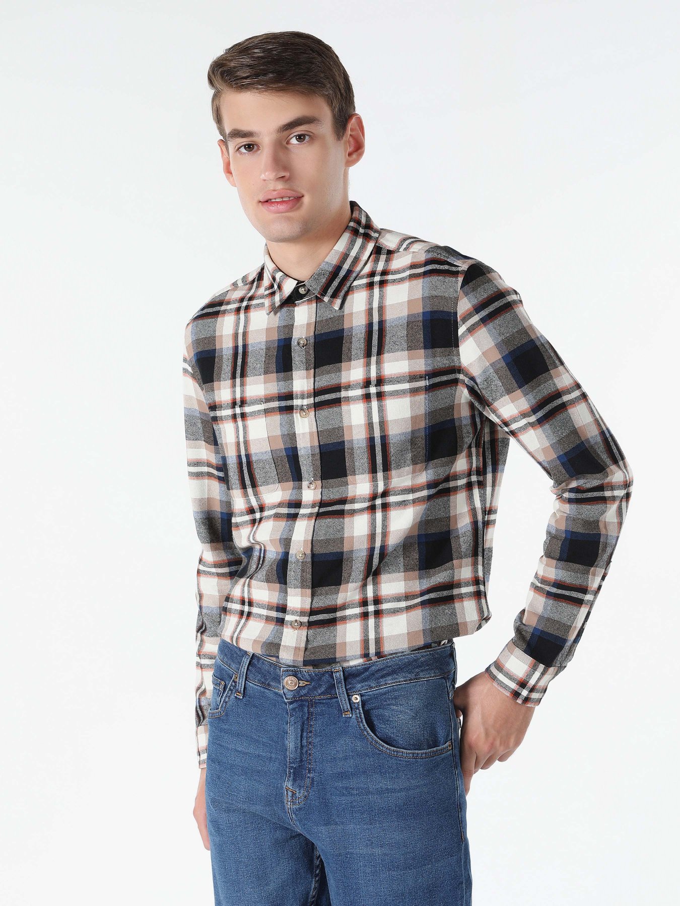 Сорочка повсякденна Colin’s модель CL1061370BEI Сорочка повсякденна Colin’s модель CL1061370BEI Фото