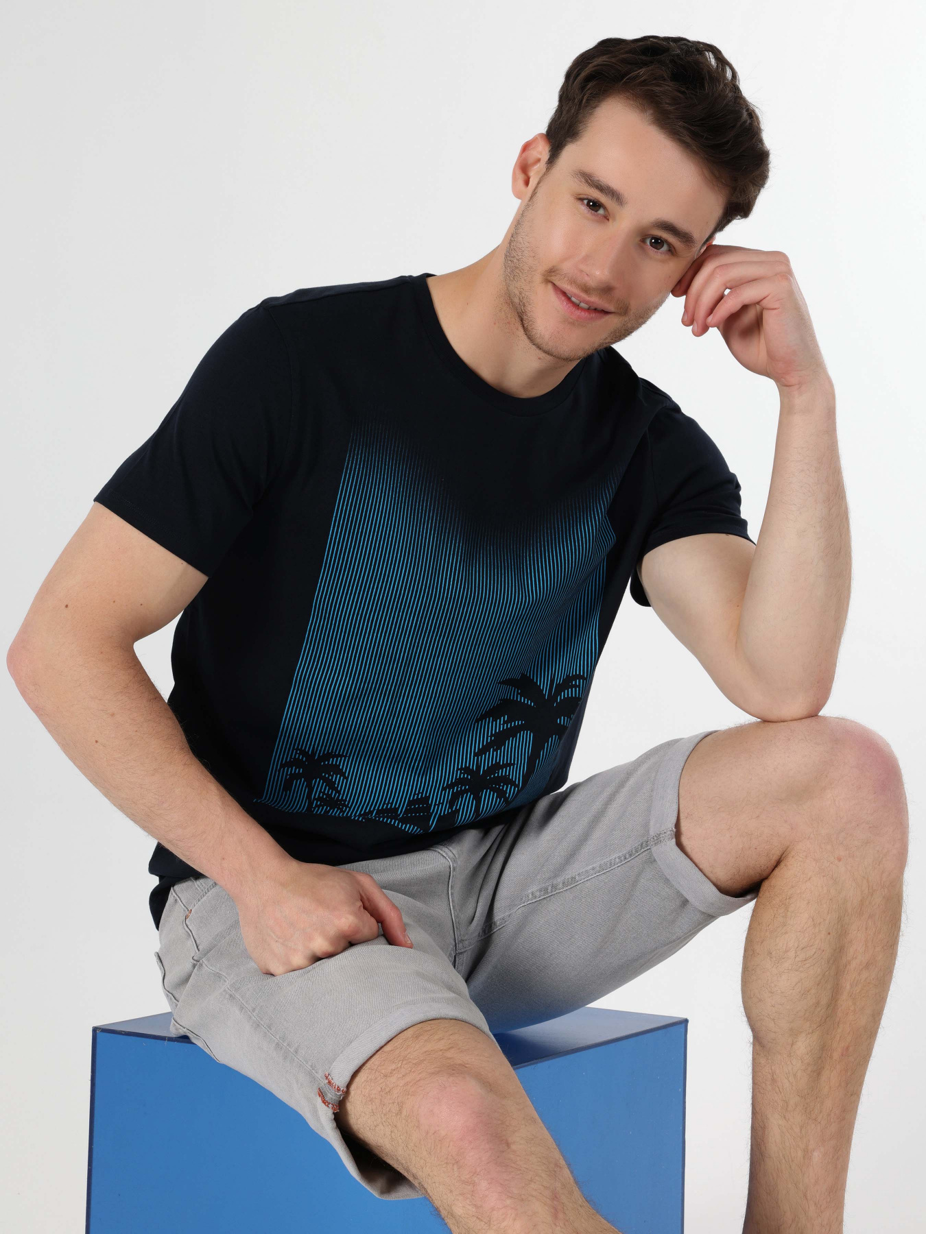 Футболка Colin’s модель CL1061564NAV Фото