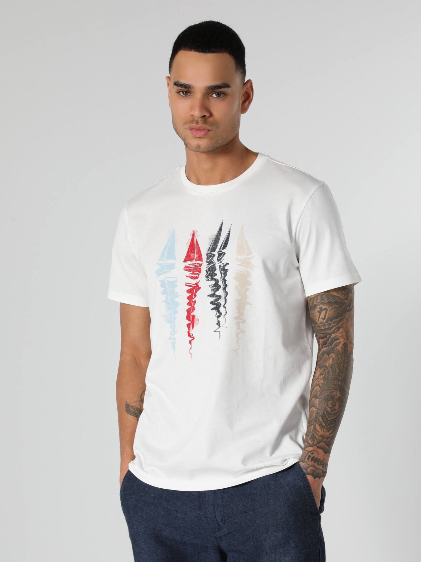 Футболка Colin’s модель CL1061817OFW Фото