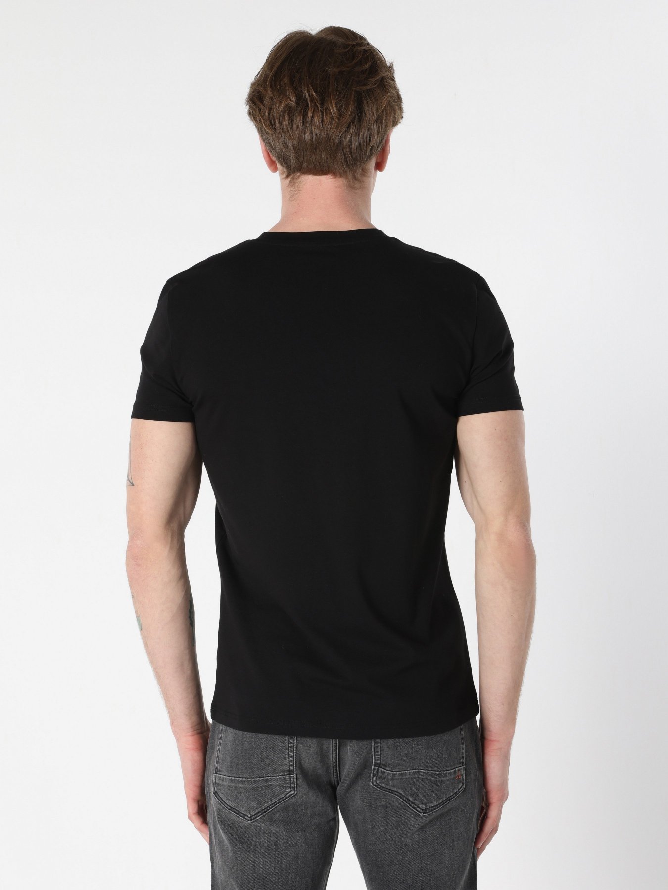 Футболка Colin’s модель CL1062483BLK Фото